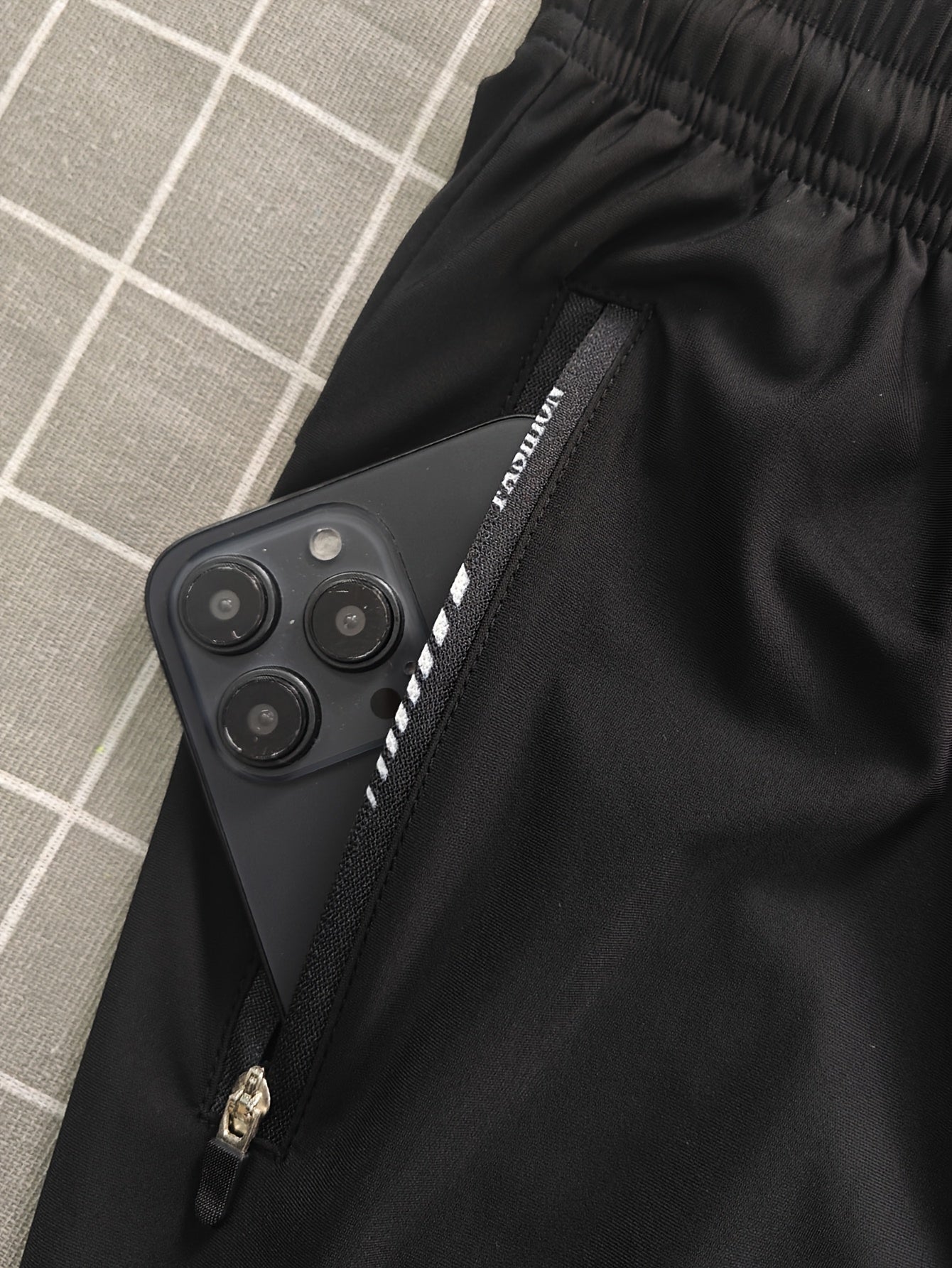 Men's Quick Dry Sports Shorts Summer Breathable Fitness Running Training Pants