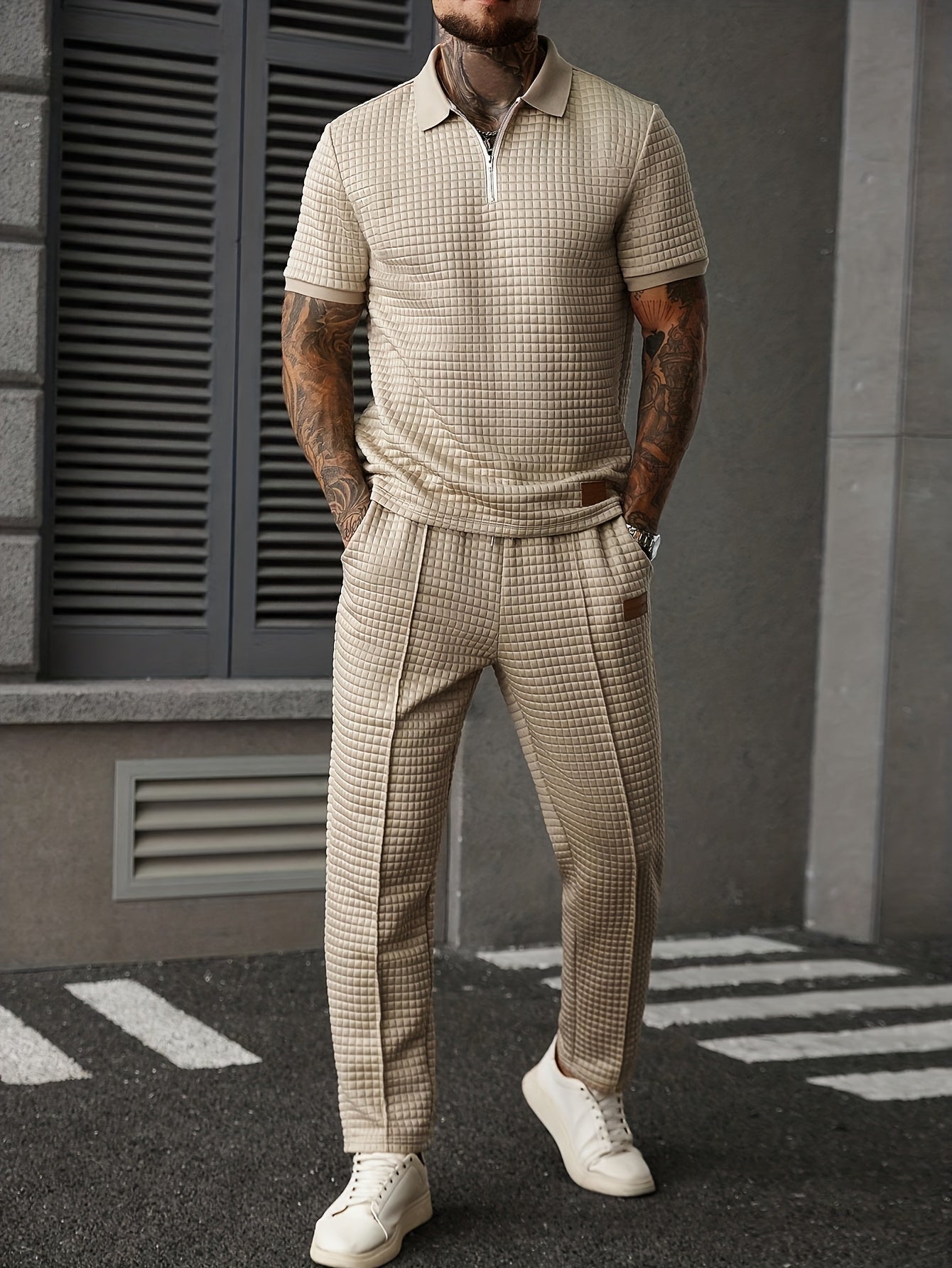 2pcs Men's Summer Commuter Casual Suit: Textured Fabric Half-zip Shirt Paired with Stitched Front Trousers, 2pcs Menswear, Vintage Style, Comfortable Fit.