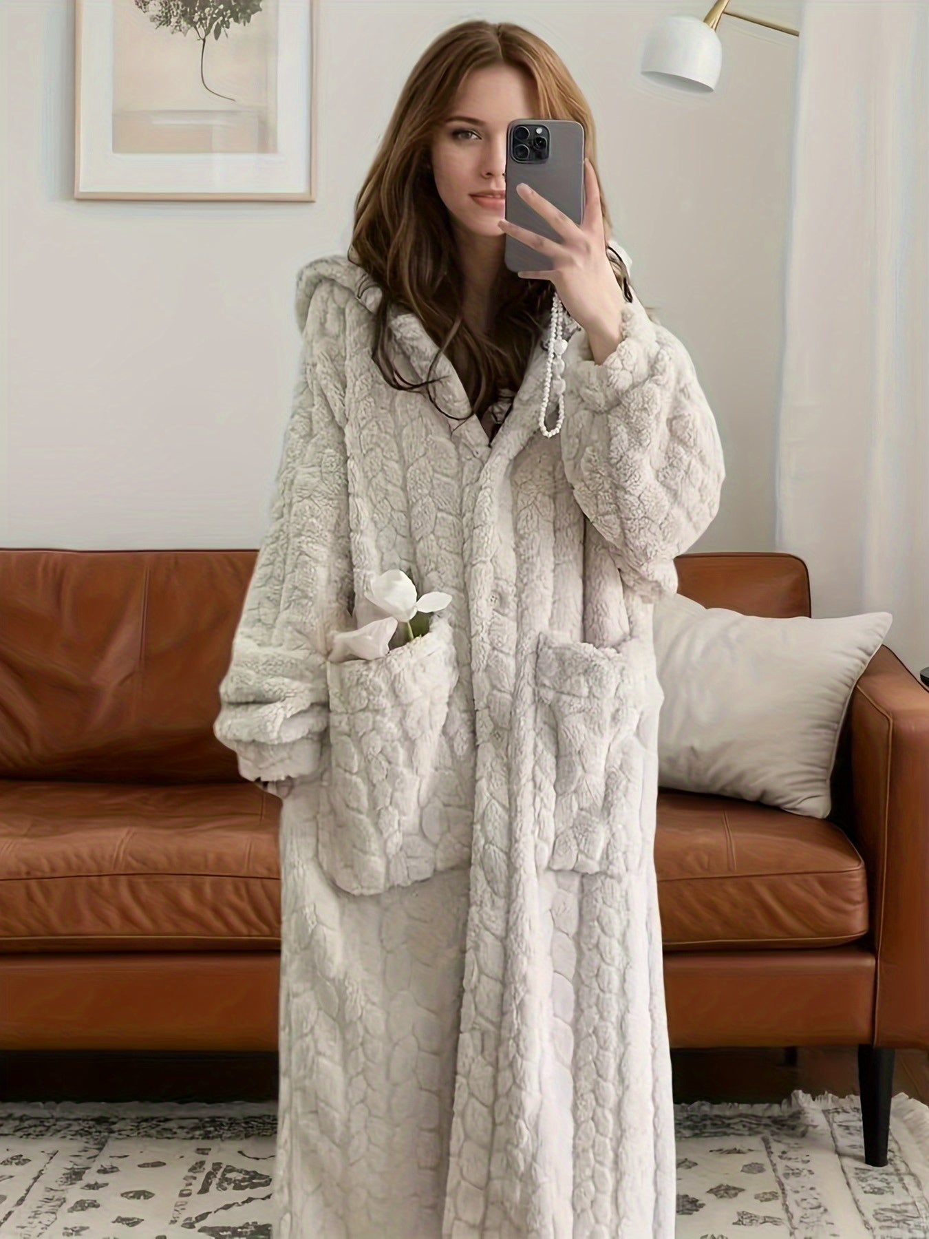 New Autumn And Winter Women's Hooded Coral Pajamas, Thickened And Flannel Home Sleep Dress, Bathrobe, Long Cute Sweet Home Wear Lazy Women's Robe, Can Be Worn Outside As Home Wear, Thickened Long Hooded Winter Robe for Women
