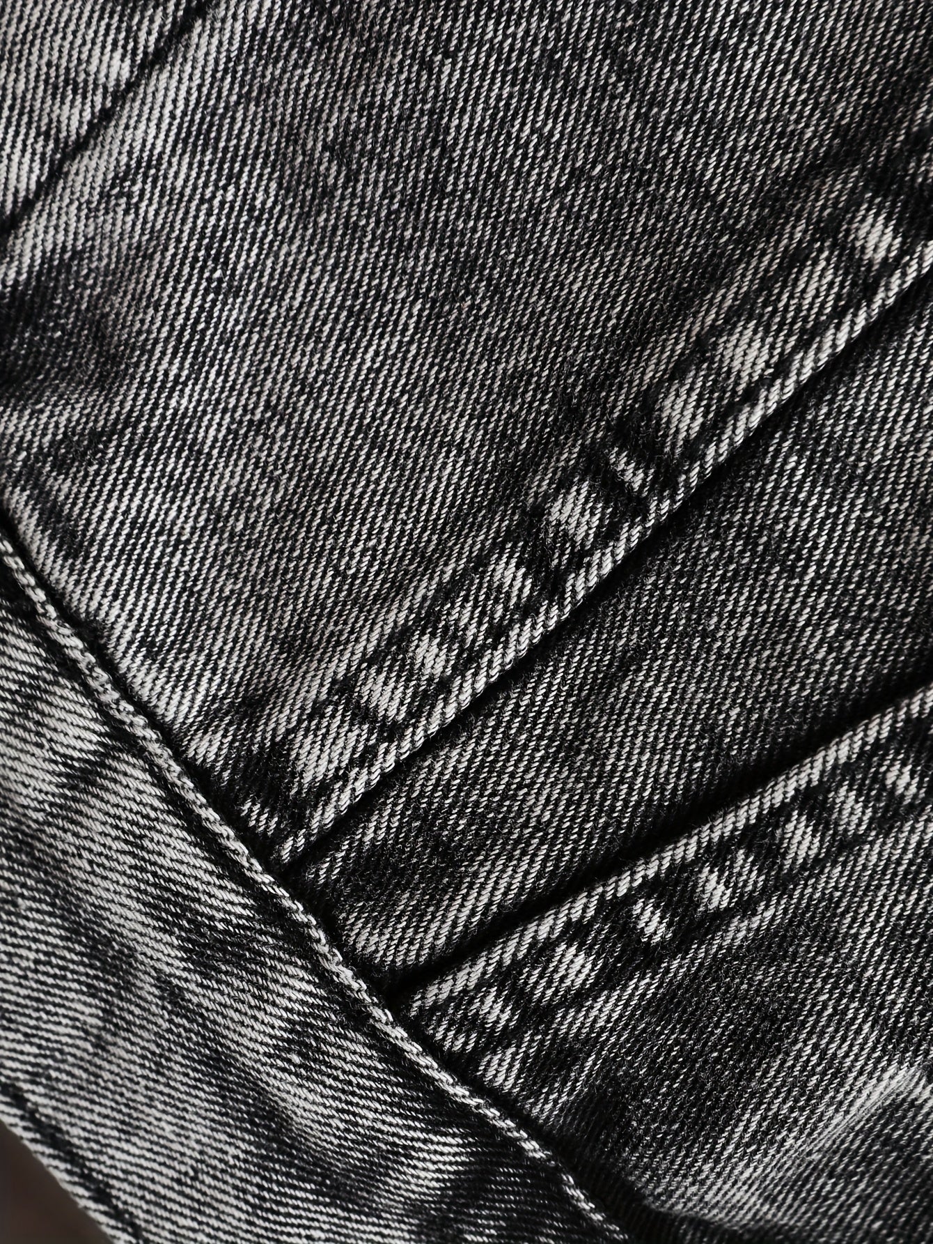 Men's Casual Thick Denim Jacket | Non-Stretch Fabric, Single Breasted, Regular Fit, Long Sleeve, Button Closure, Solid Color with Pockets