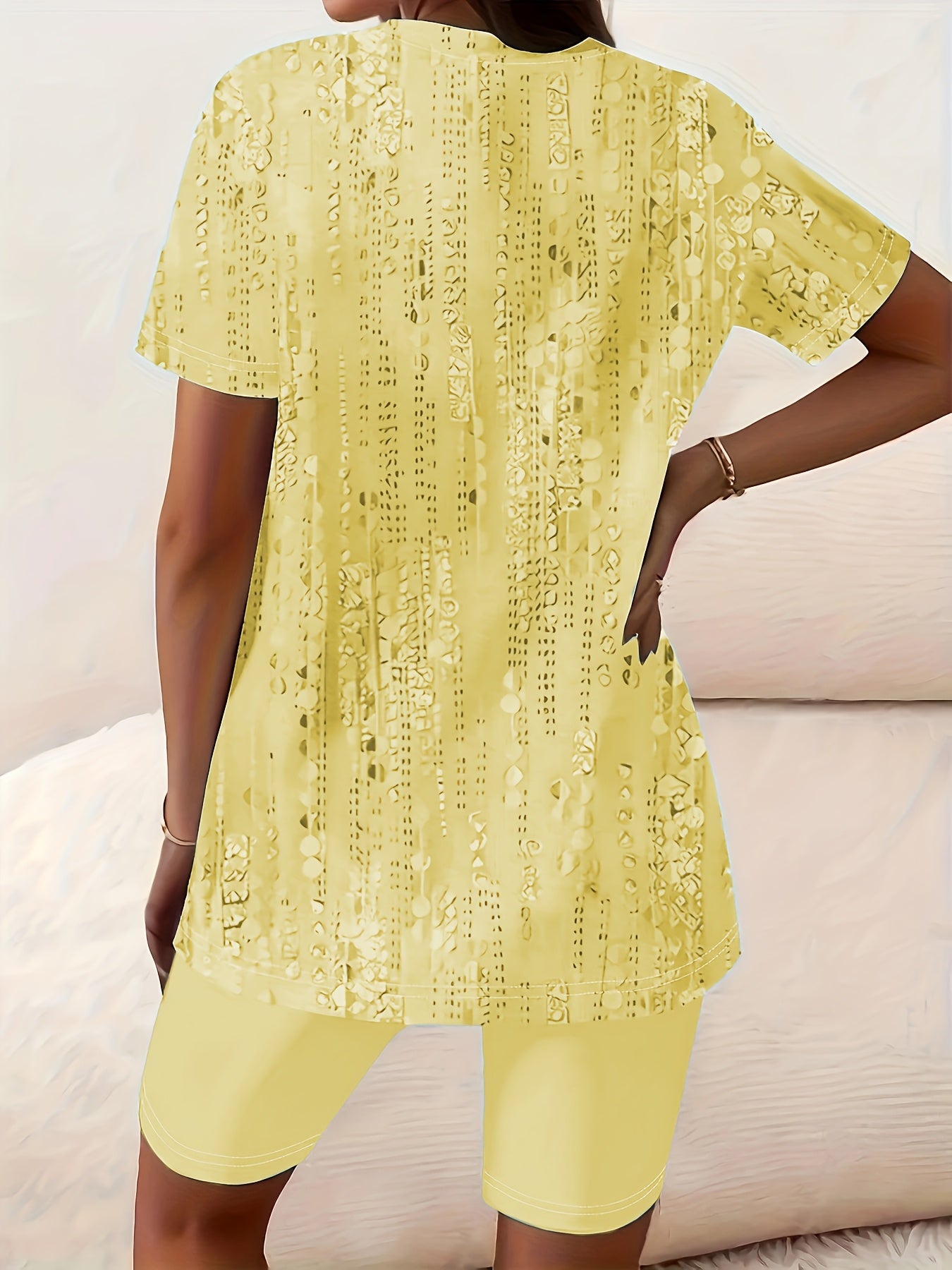 Plus Size - Plus Size - Casual Two-Piece Outfit for Plus-Size Women Featuring a Side-Slit T-Shirt And Fitted Shorts