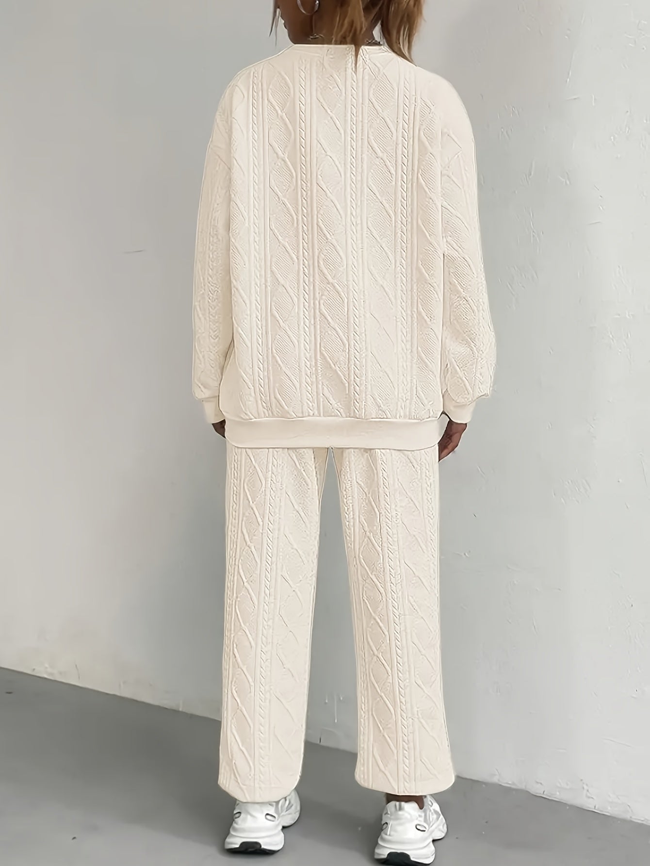 Women's Casual Pullover Two-piece Set, Suitable for Spring And Autumn, Consisting Of A Textured Long-sleeved Top And Jogging Pants