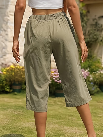 Casual Summer Capri Pants for Women with an Elastic Waistband, Featuring Pockets And Ideal for Work, Leisure, Or Beach Outings