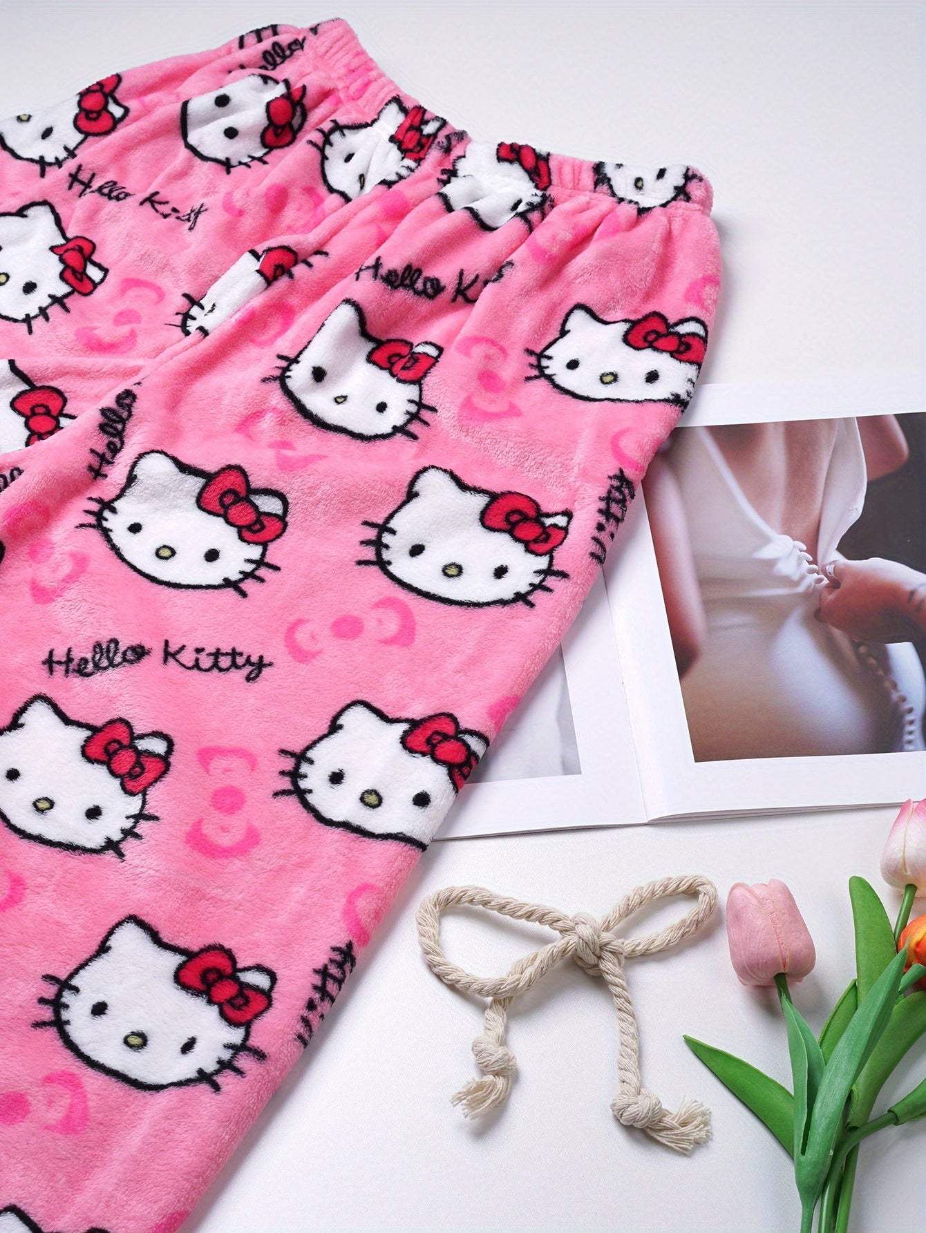 Sanrio Hello Kitty Men's Anime Pajamas - Hello Kitty Face & Iconic Print Flannel Sleepwear, Cozy Winter Lounge Pants, Machine Washable Cartoon Sleepwear for & Men (-)