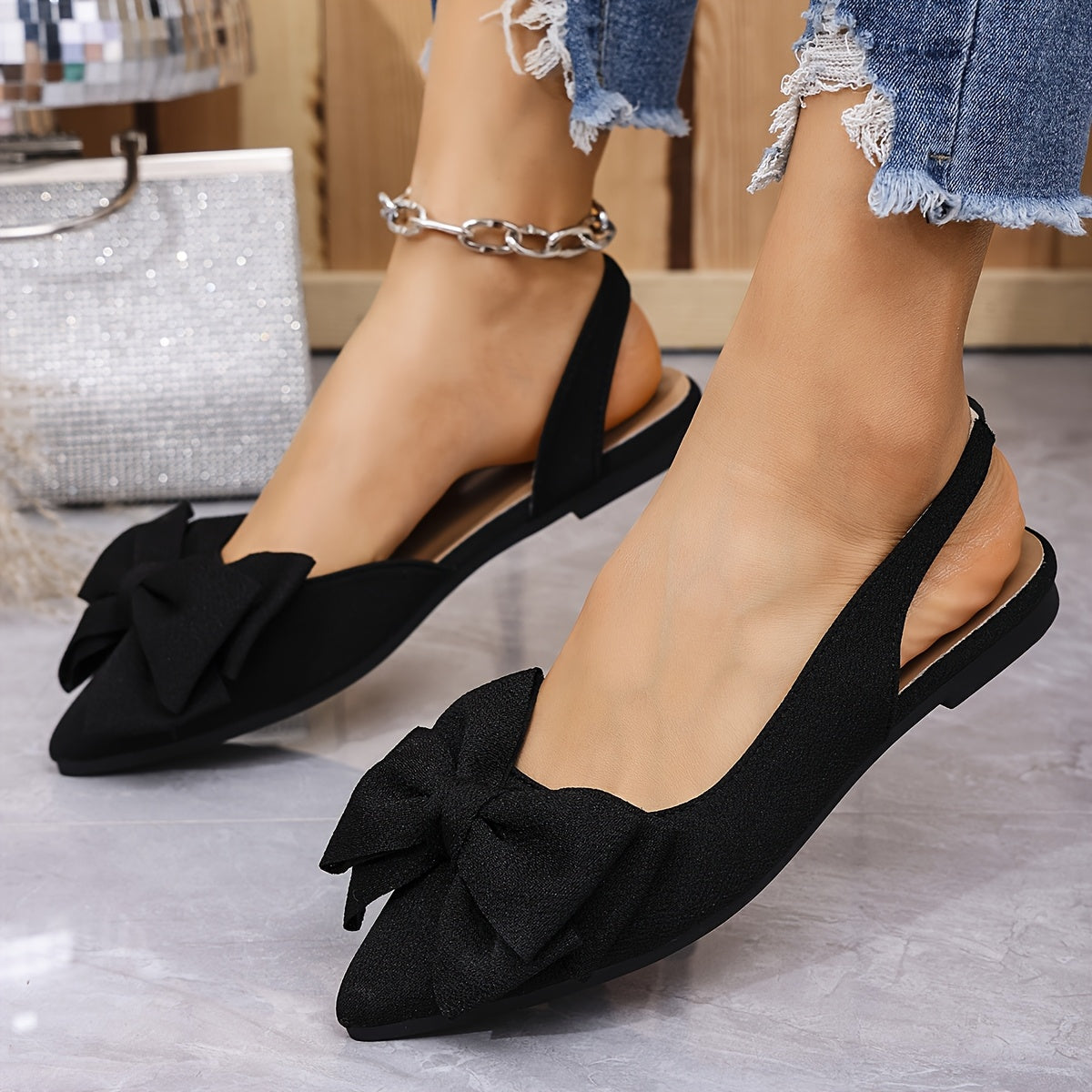 Summer Women's Fashionable Butterfly Flower Decorated Flat Sandals with Pointed Toe, Ankle Strap, And Adjustable Heel - Black Casual Shoes, Women Shoes