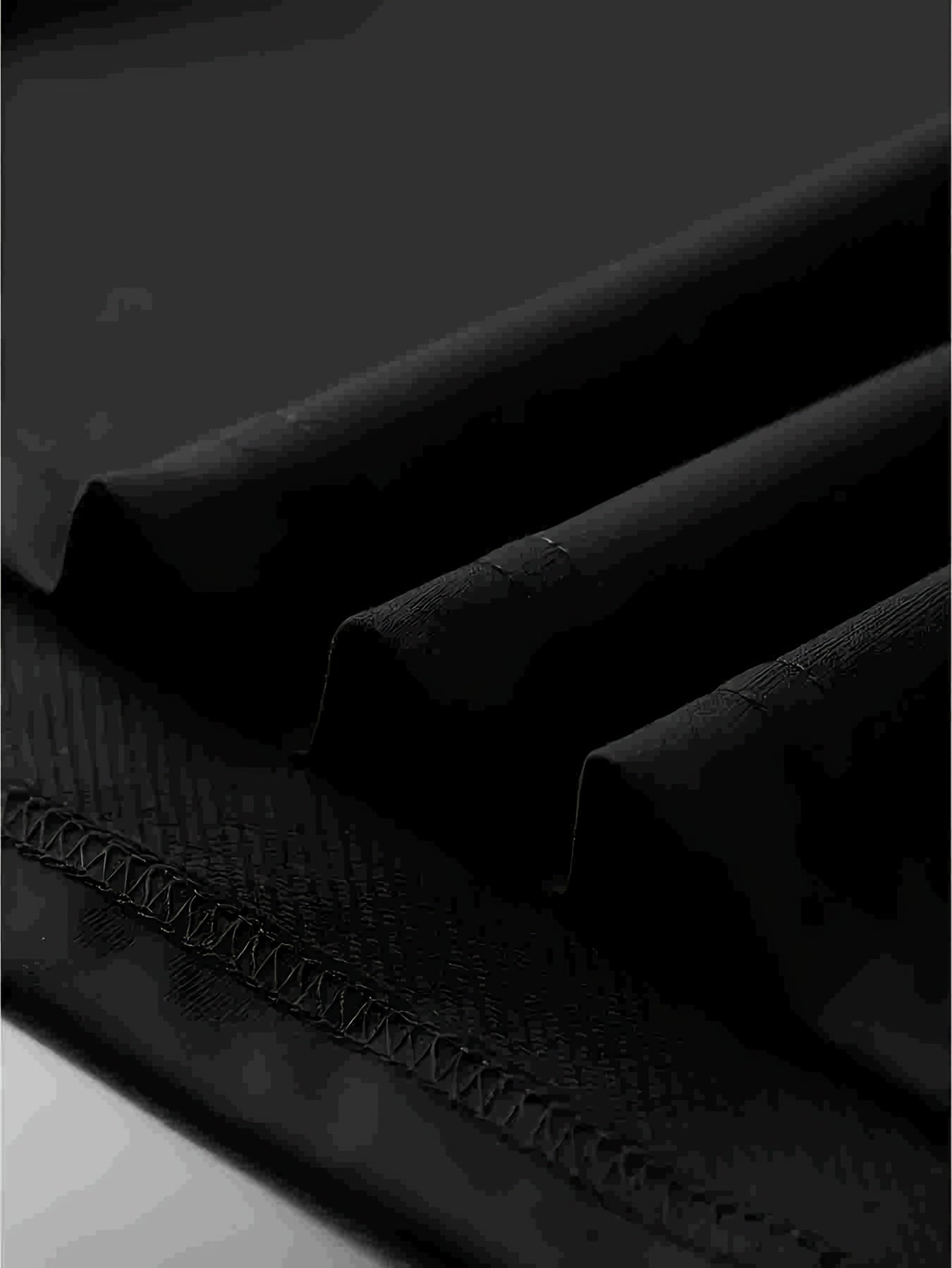 Men'S Casual T-Shirt Featuring a Creative Letter Design, Made from 100% Knit Fabric, Perfect for Spring And Summer with Its Short Sleeves, Stylish And Adaptable