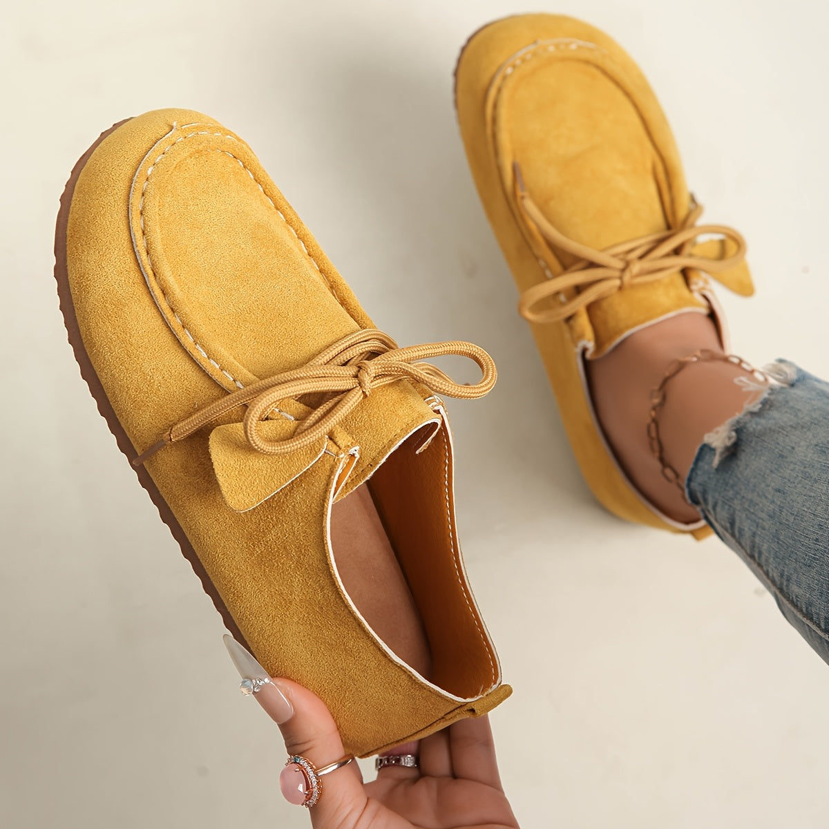 [Lace-Up Casual Shoes] Retro Lace-Up Casual Shoes for Women With Soft Soles, Comfortable for Daily Commuting, Versatile Spring And Autumn Single Shoes, Easy to Wear Without Tiring Feet, Women Shoes