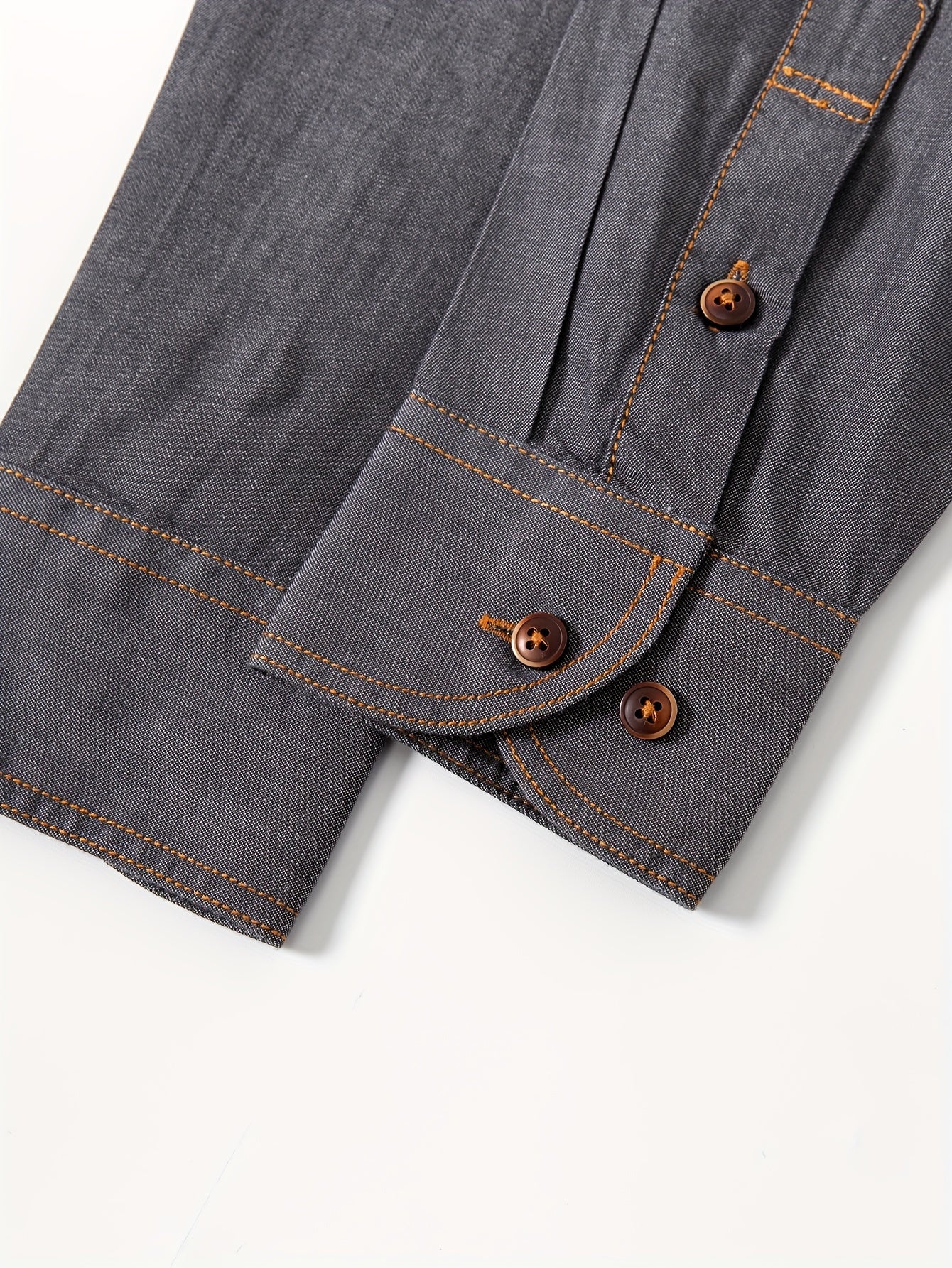 A Stylish Men's Casual Shirt With Long Sleeves And A Jacket, A New Spring And Autumn Men's Top With A Solid Color Pocket Design And A Lapel Collar.