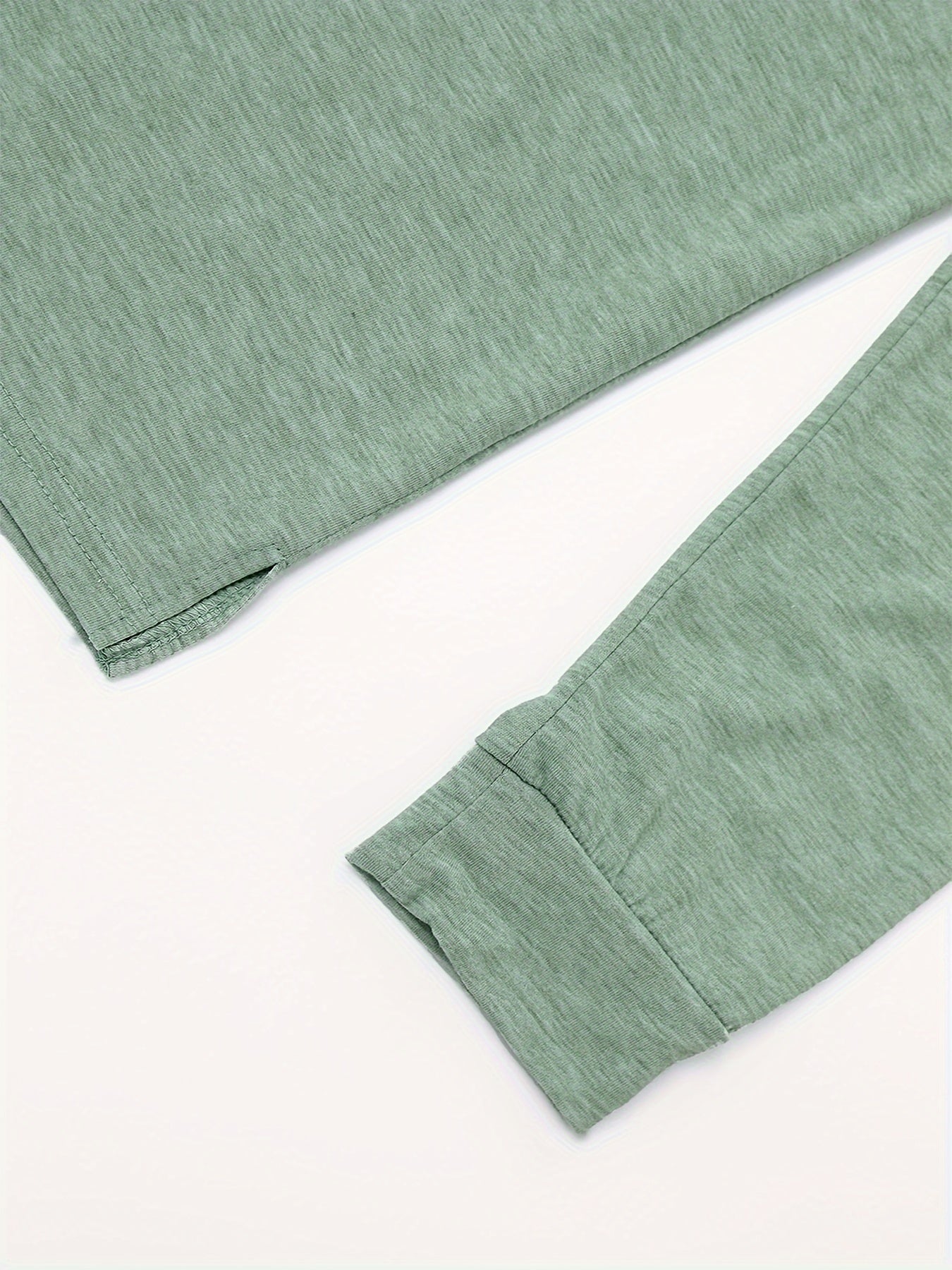 3 Long-Sleeved Solid-Color Round-Neck T-Shirts for Women with A Pocket on The Chest, Side Slits at The Hem, Tightened Cuffs, Made of Soft Material, Easy And Versatile, Suitable for Commuting And Going Out. 3 Random Colors of Women'S Top