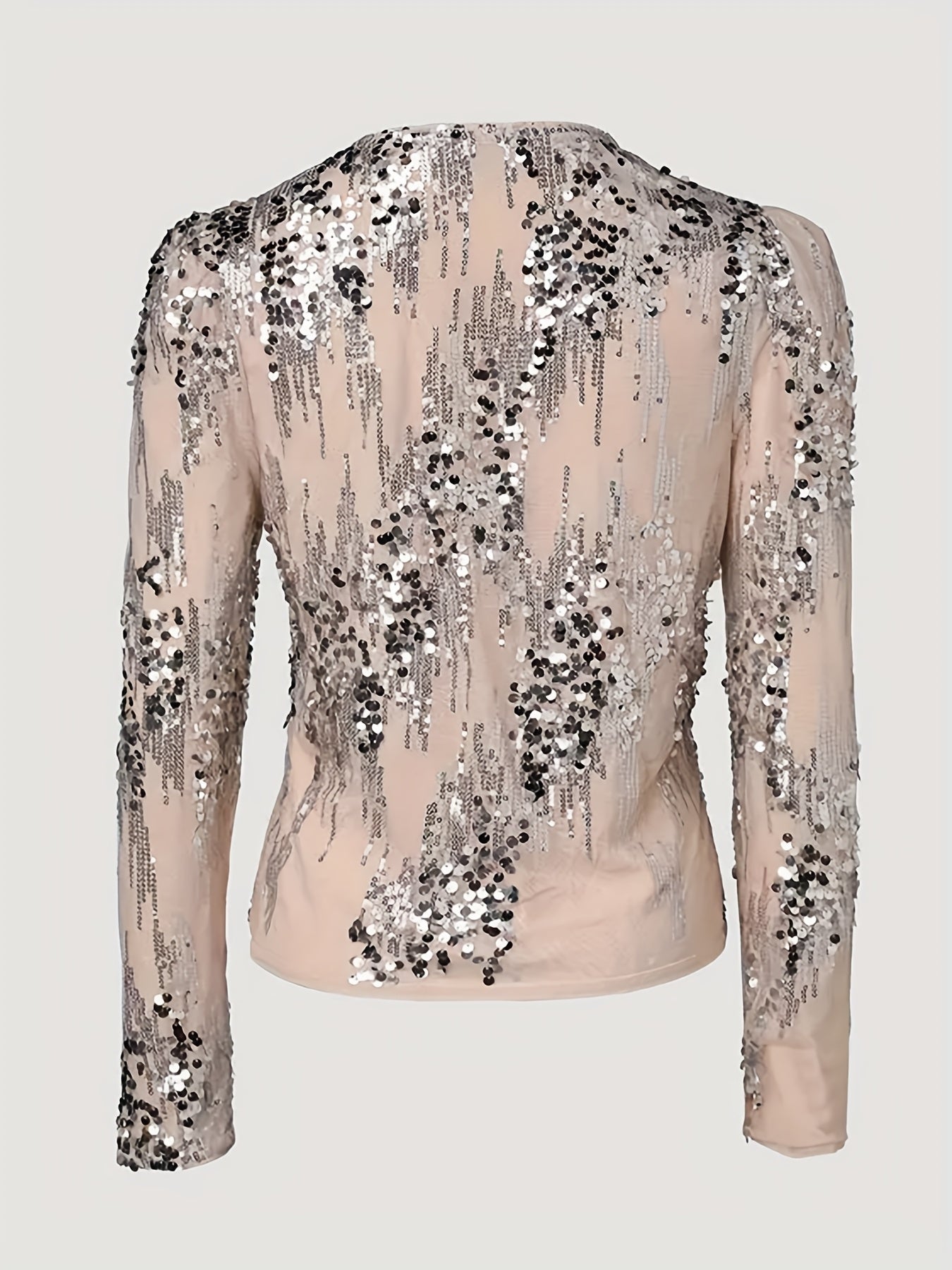 A Short Jacket with A Silvery Sequined Zipper Design In The European And American Style. It's A Long-sleeved Cardigan And A Niche Outerwear for The Autumn Of 2025. It's A Fashionable And Versatile Coat That Catches The Eye for Parties And Dates