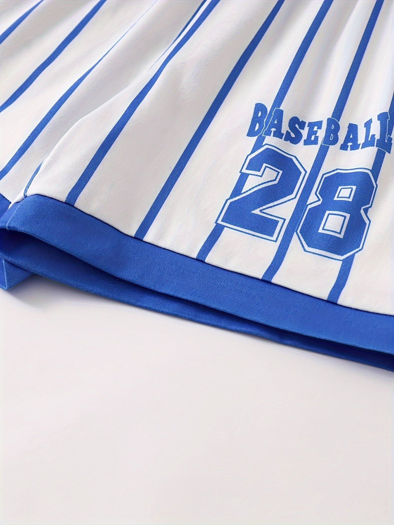 6pcs Boys' Summer Short-Sleeved Set for 4-Year-Olds, New Style for 8-Year-Olds. Includes Shorts And T-Shirts. Breathable, Comfortable, Sporty And Casual. Suitable for Outdoor Activities. Trendy Boys' Wear