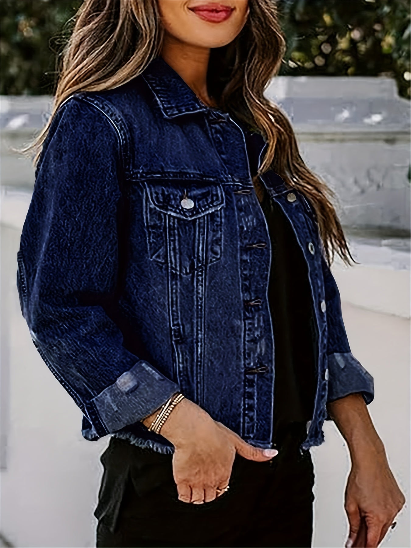 Women's Ripped Washed Button-Up Boyfriend Denim Jacket Coat with Pockets, Casual Classic Distressed Denim Outerwear TZ001
