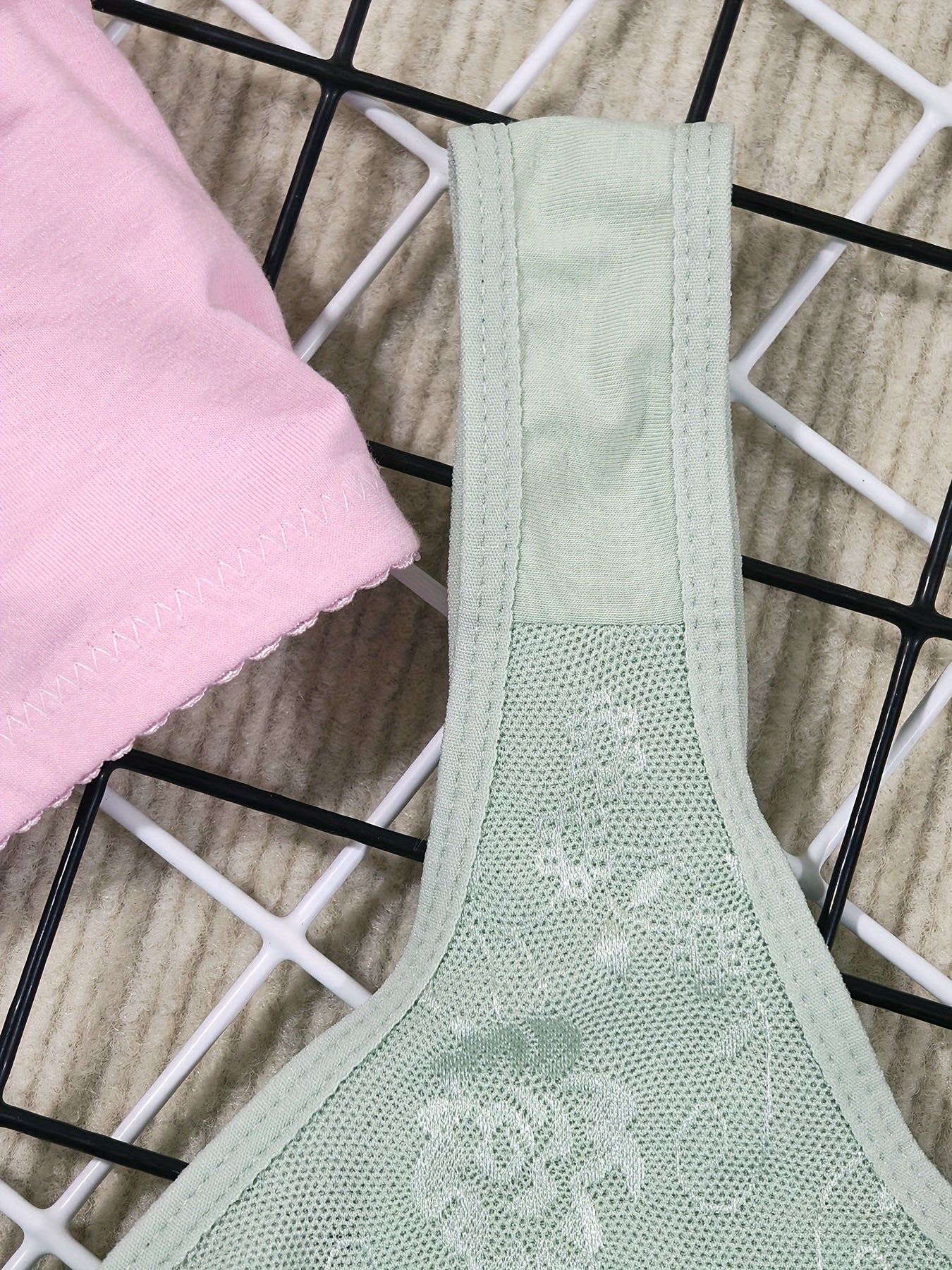 2-Pack Valentine'S Day Special Women'S Sexy Floral Lace Front Closure Bras - No Padding Thin Support Wire-Free Comfort Bras for Casual Attire, Black & Pink, Hand Wash Solely