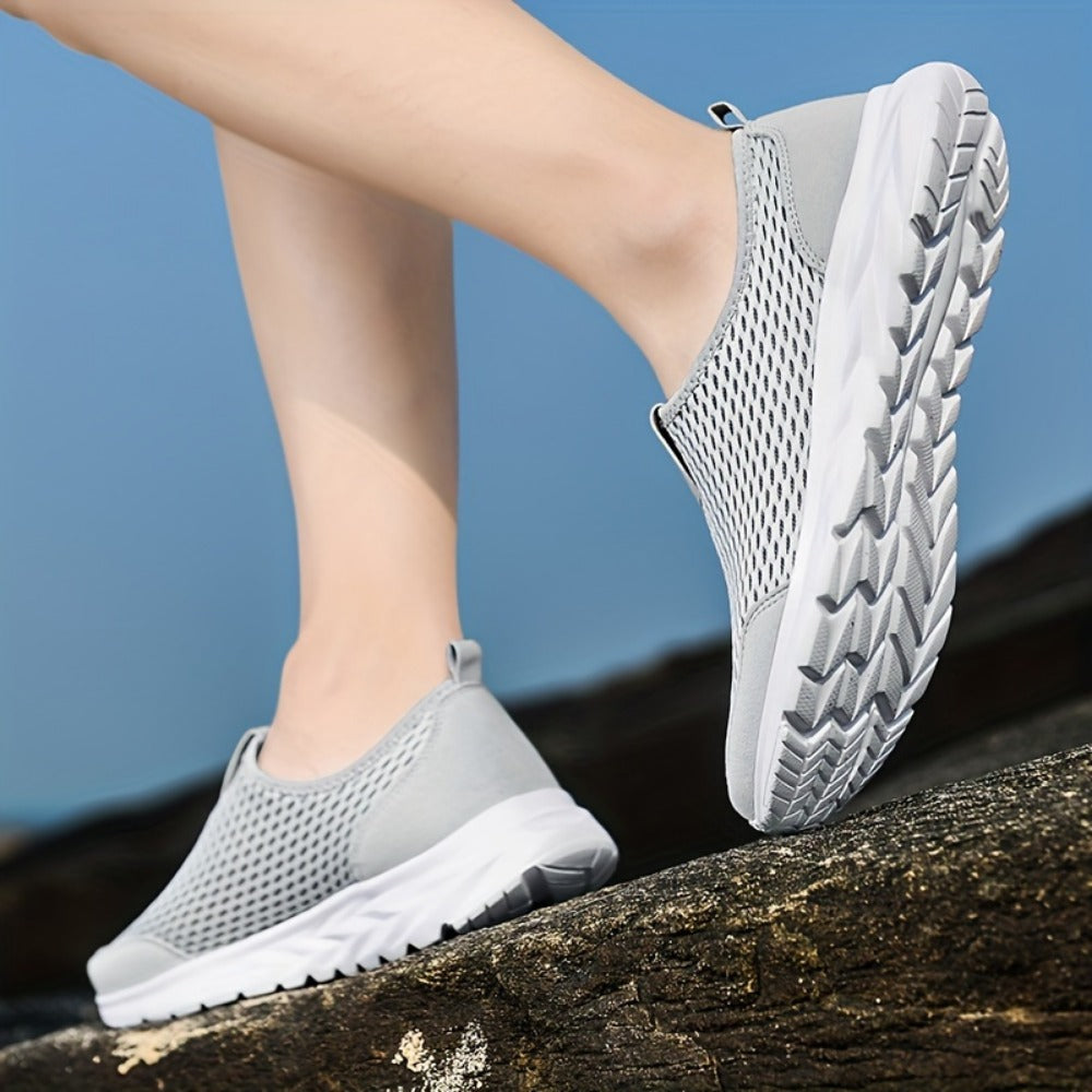 Men's Athletic Shoes - Everyday Comfort & Durable Sole