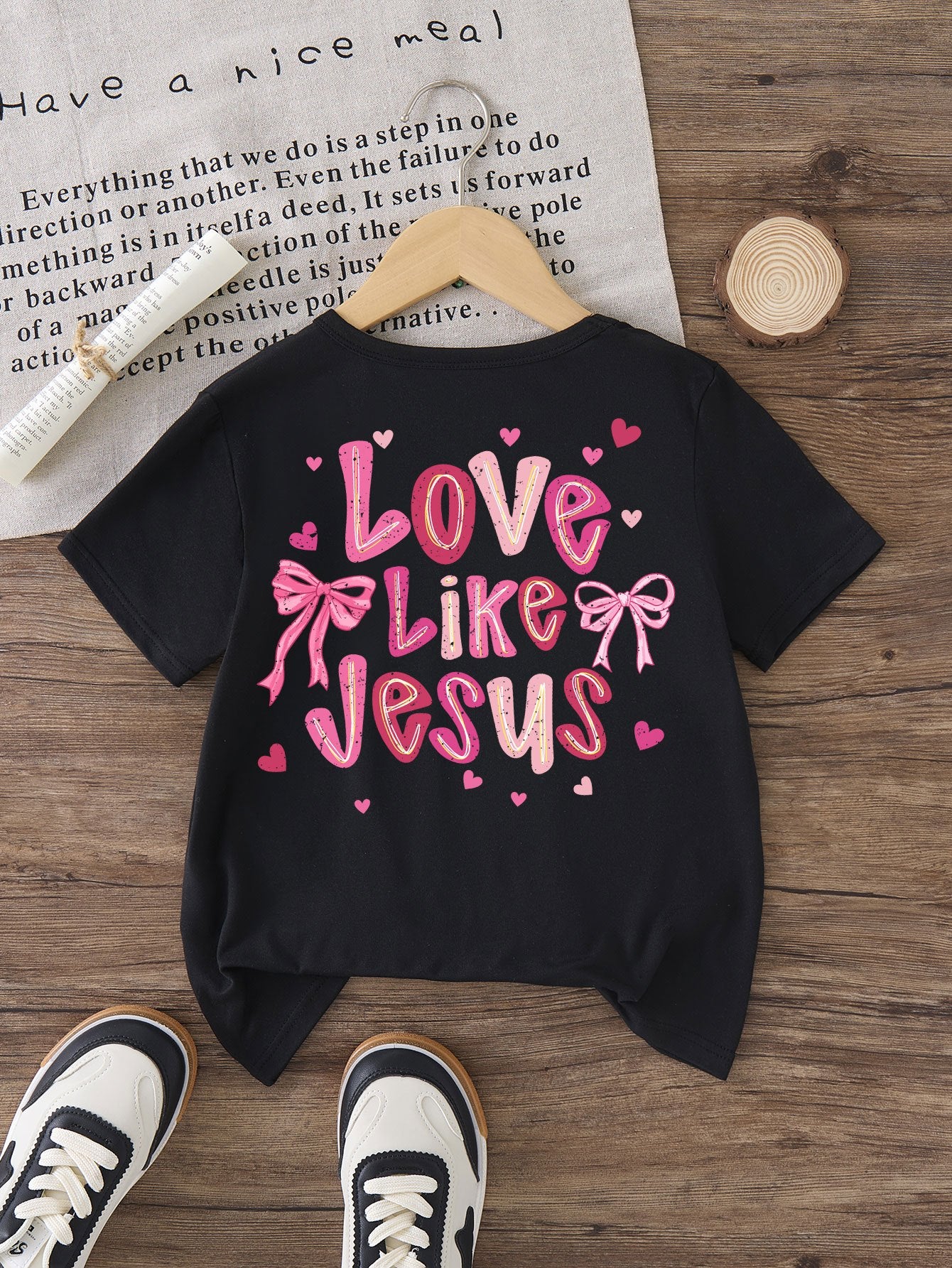 GOURD DOLL Girls' "Love Like Jesus" Inspirational Black T-Shirt - Comfy Loose Fit, Pink Bow & Heart Print, Short Sleeve, Round Neck, 100% Cotton, Machine Washable for Summer Casual Wear