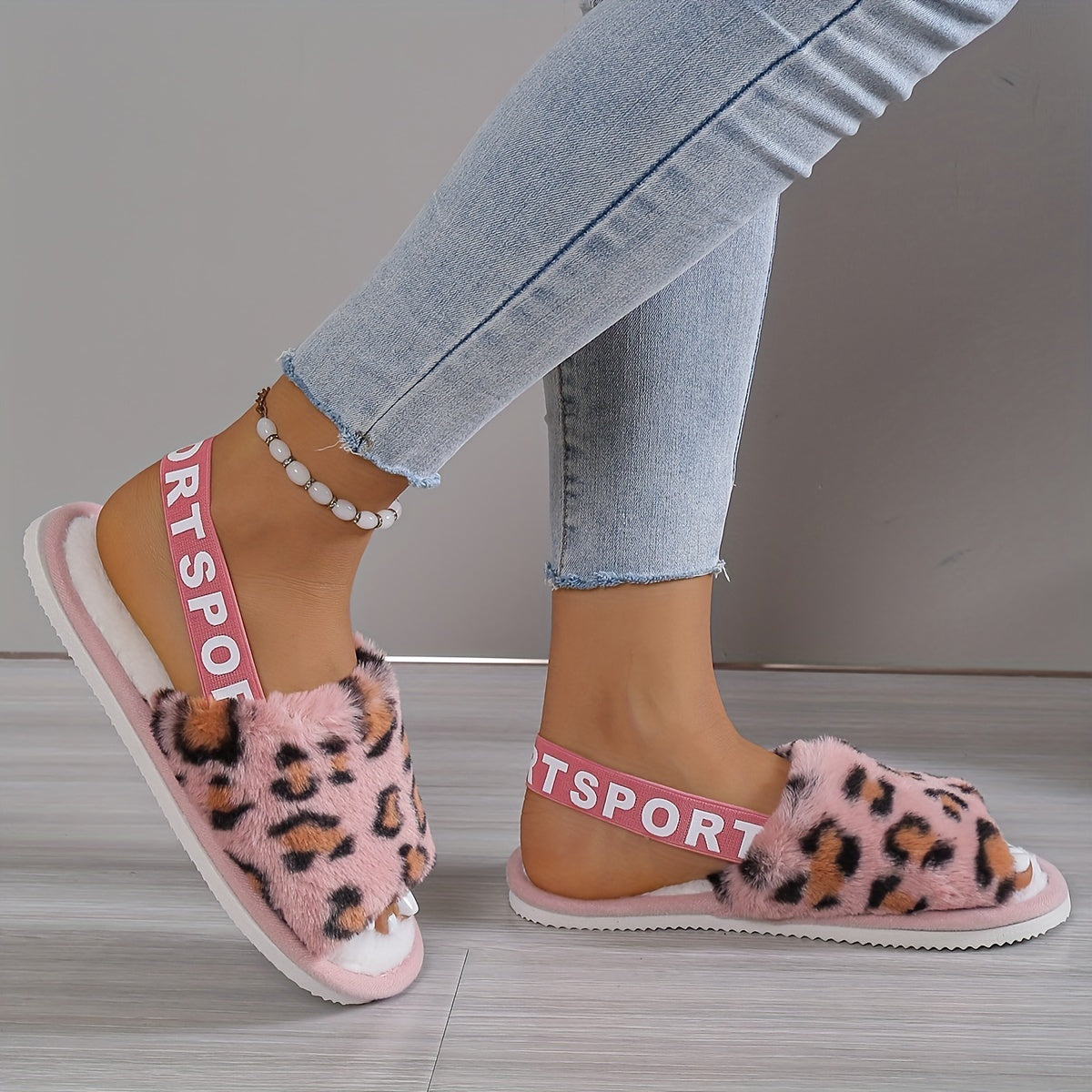Comfortable Women'S Plush Slippers with a Cozy Leopard Pattern - Warm And Breathable Indoor Footwear Featuring an EVA Sole And Pink Accents - Ideal for Home Or Dorm Use, Providing All-Season Comfort., Women Shoes