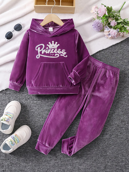 Randomly Distribute 2 Sets of 6 Colors, Including Girls' Autumn And Winter Long Sleeved Hooded Embroidered Hoodie And Solid Color Long Pants Set, Suitable for Outdoor Activities in Autumn/Winter, Including Solely The Top And Pants