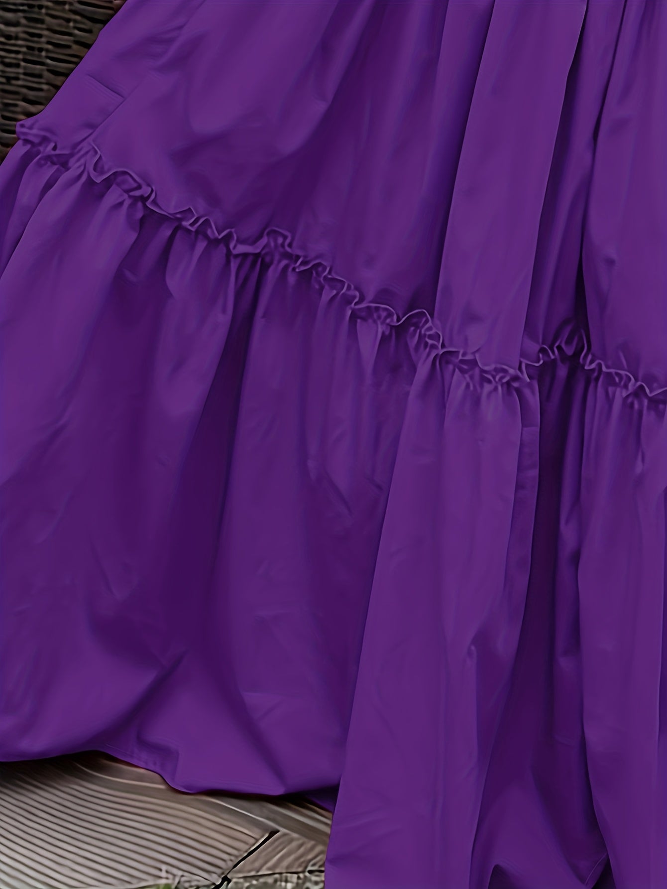 Fashionable Round Neck Waist-Hugging Dress