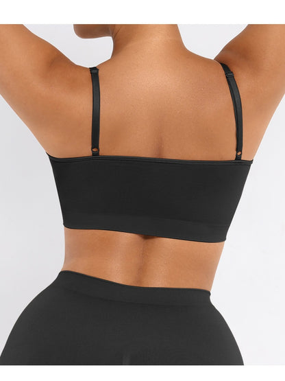 Plus Breathable High-Stretch Sports Bra with Pads - Wireless Mesh Women's Seamless Yoga & Running Top - Solid Color Activewear