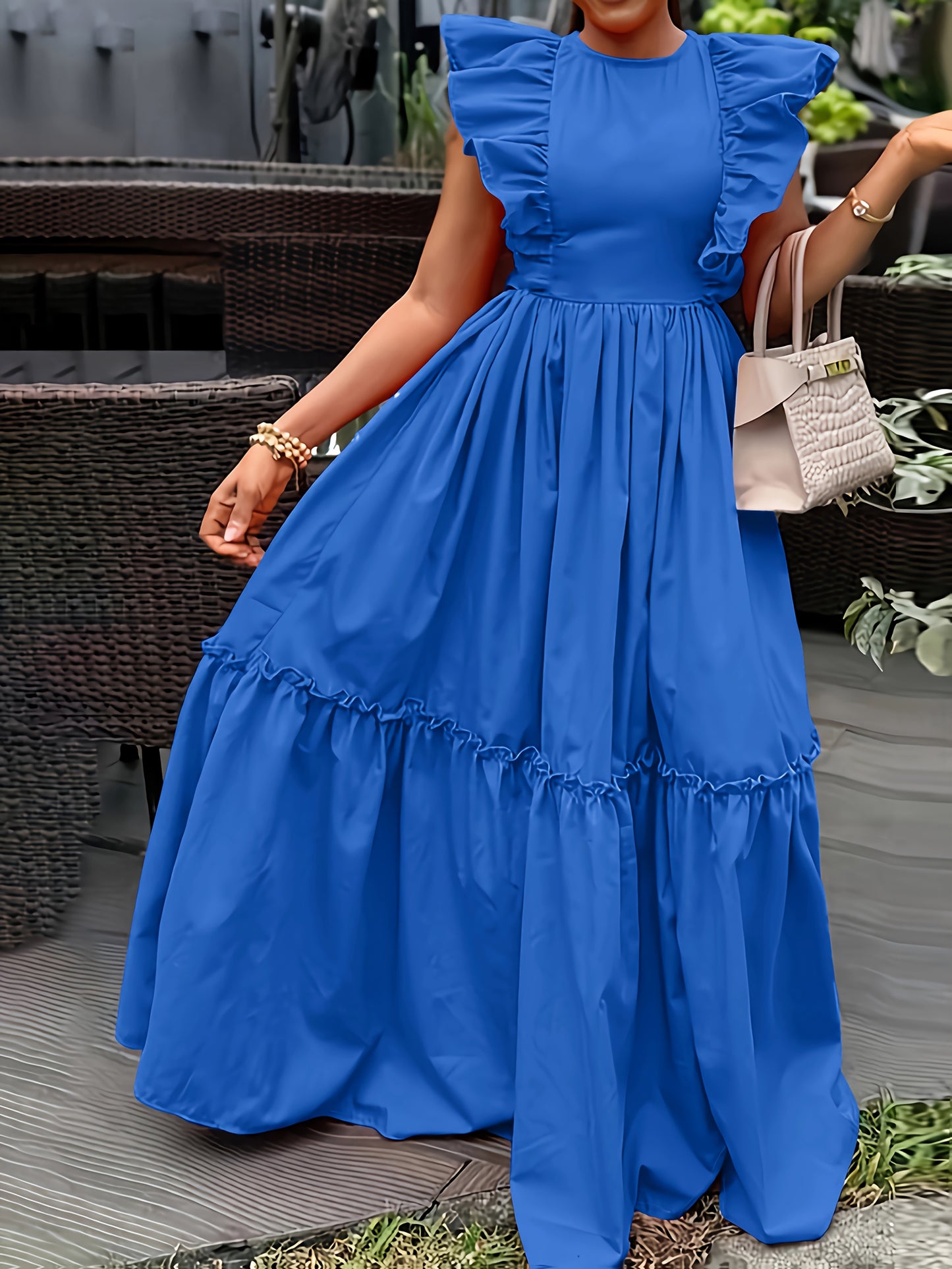 Fashionable Round Neck Waist-Hugging Dress