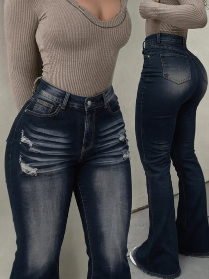 A Pair Of Plus-size Women'S Jeans, Flared Jeans, Slightly Stretchy, Lifts The Hips And Legs, Y2K Style, Fashionable, Casual And Elegant, Suitable For Various Occasions, Street Style, Evening Dates And Parties, Plus-size Jeans, Plus-size Denim.