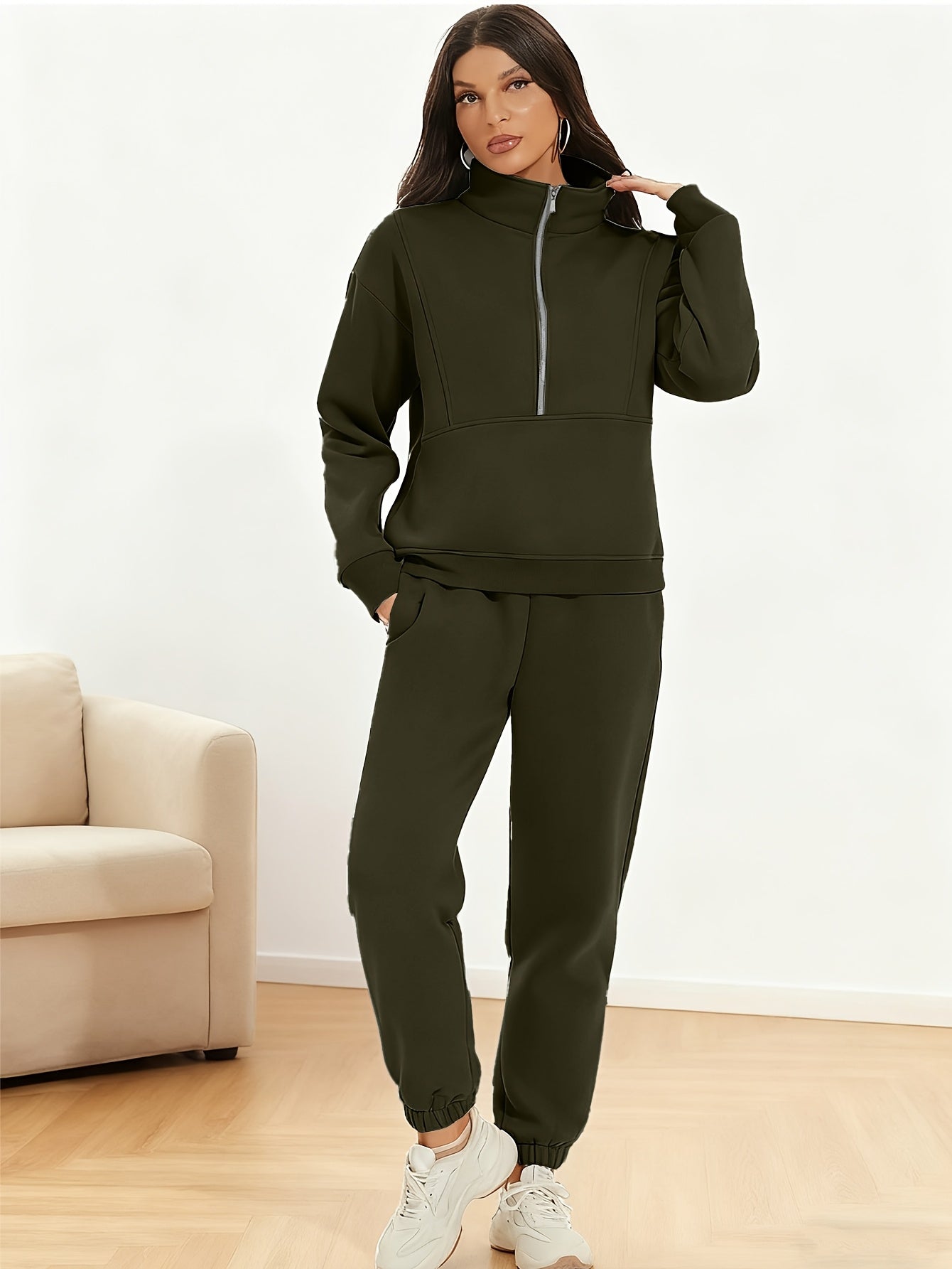 A Set of Autumn And Winter European And American Women'S Two-Piece Suits, Sweatshirts, Trousers, Fleece Sports, Street Fashion And Casual Suits