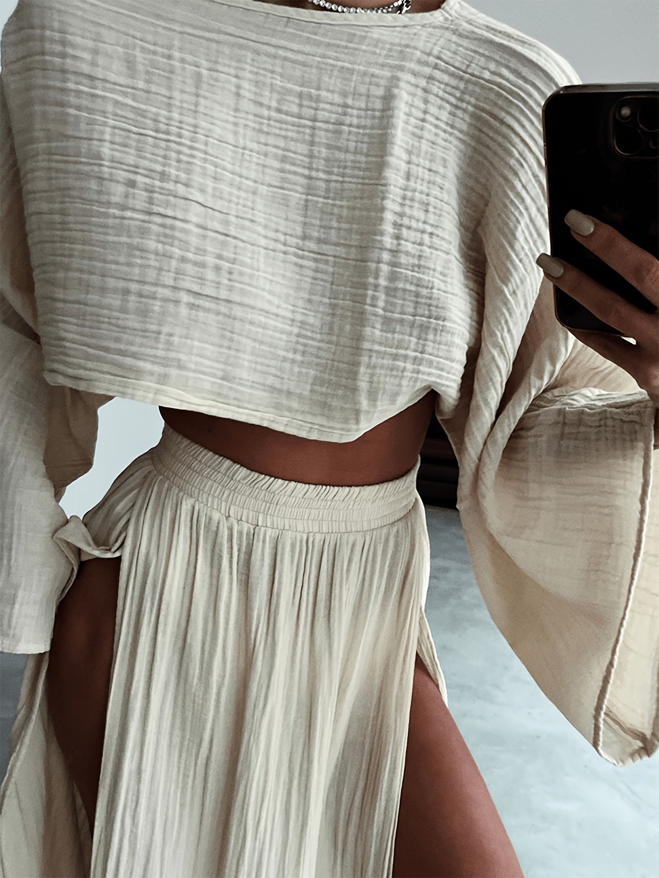 Spring Summer Women'S Chic Vacation Set| Soft Fabric Relaxed Fit Tapered Design| Cropped Top High Waist Slit Casual Pants Two Piece Set Style For Casual Friday And Weekend Errands Occasions| Comfortable Beach Outfits For Women
