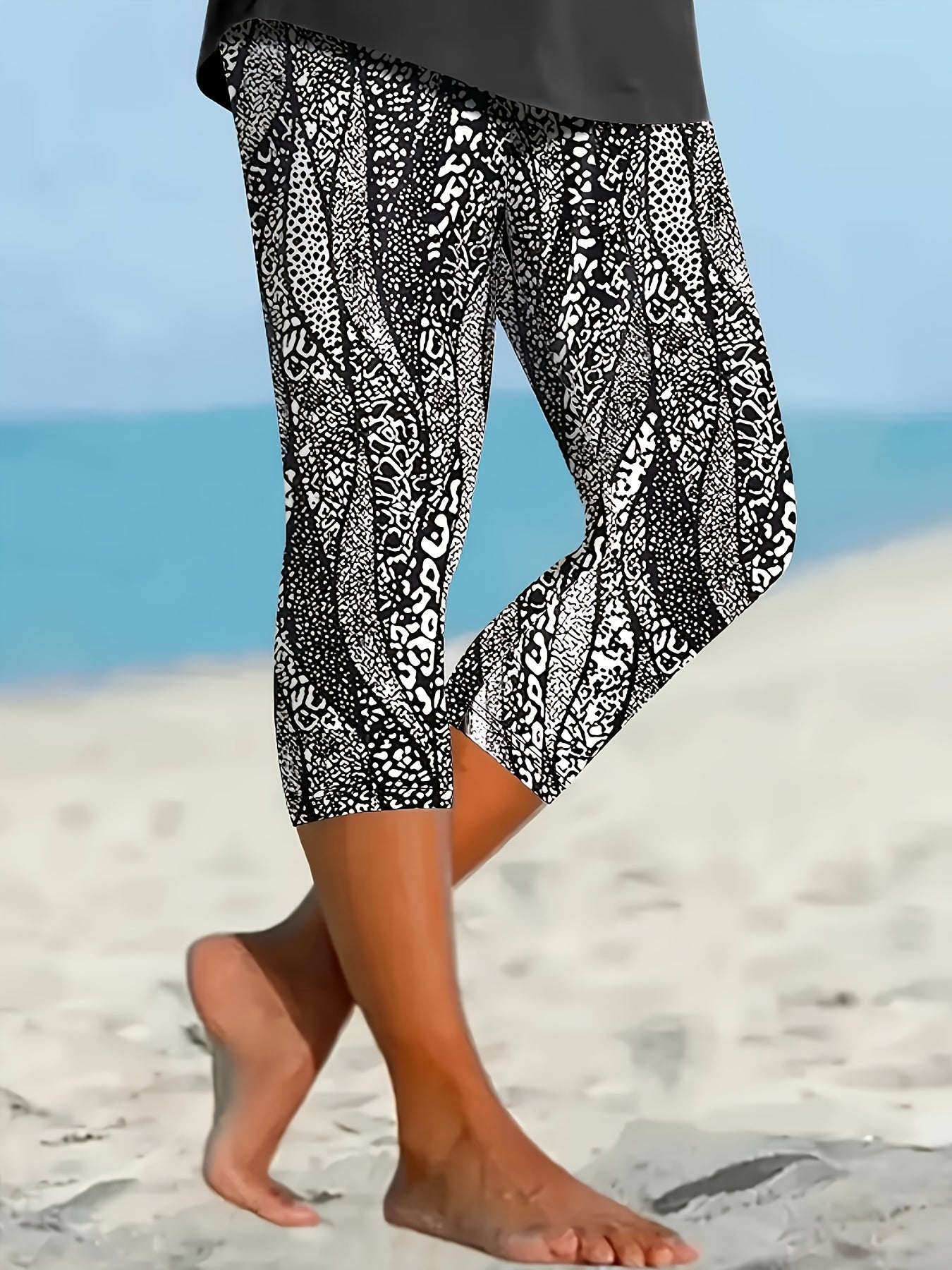 Digital Printed Three-Quarter Leggings