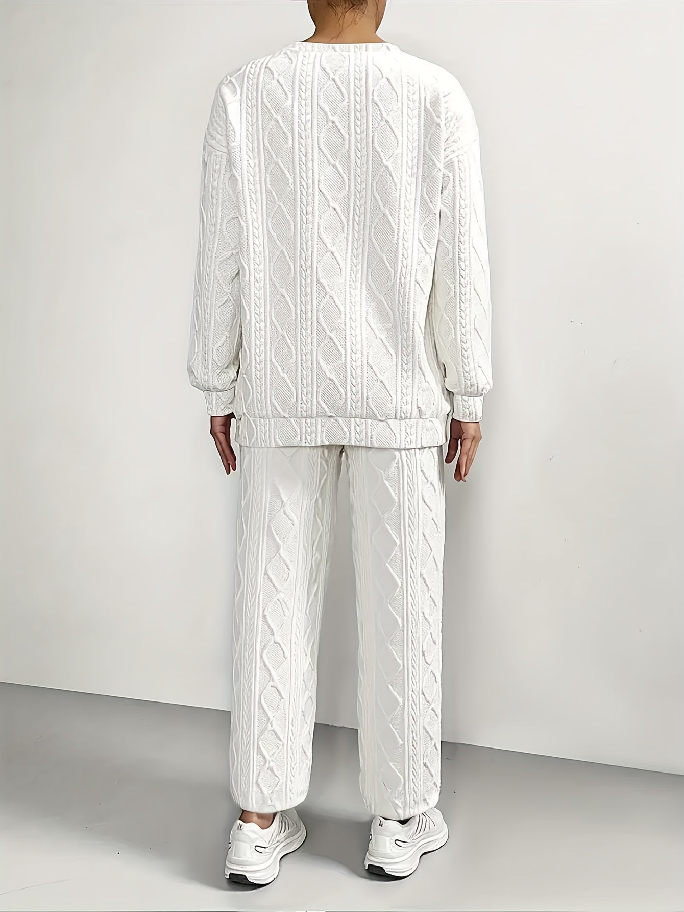 2025 Fall Fashion Hit! Women's Ribbed Casual Two-Piece Set: Long-Sleeve Top And Jogger Pants, Soft Polyester Material, Eye-Catching for Daily Wear, Must-Have for Casual Chic Styles