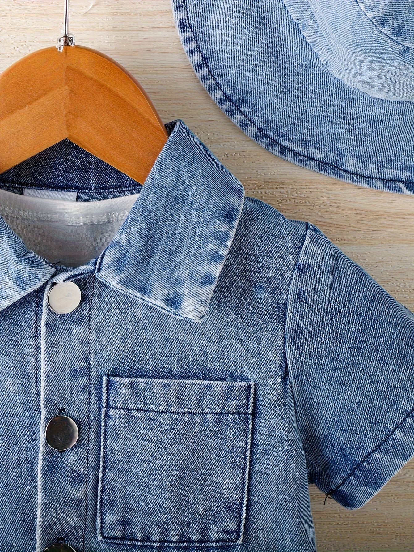 [Runs Large, Size 1 Size] Baby Boy 3pcs Summer Outfit Set, Soft Washed Denim Short Sleeve Lapel Jacket, Casual Denim Shorts And Matching Denim Bucket Hat, Daily Casual Clothes for 6-36 Months, Perfect for Outdoor