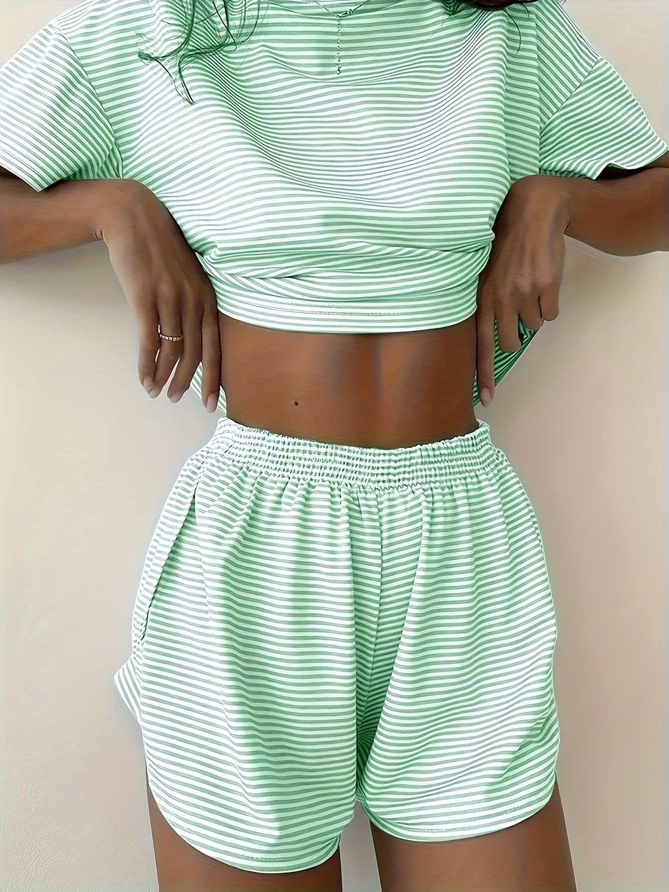 Women's Striped Print Crop Top & Curved HemShorts Loungewear Pajamas 2pcs Set, Casual Comfy Short Sleeve Cropped T-shirt &Drawstring Waist Shorts PjSet, Ladies Sleepwearfor Al Seasons, Pajama Sets Women, Womenswear