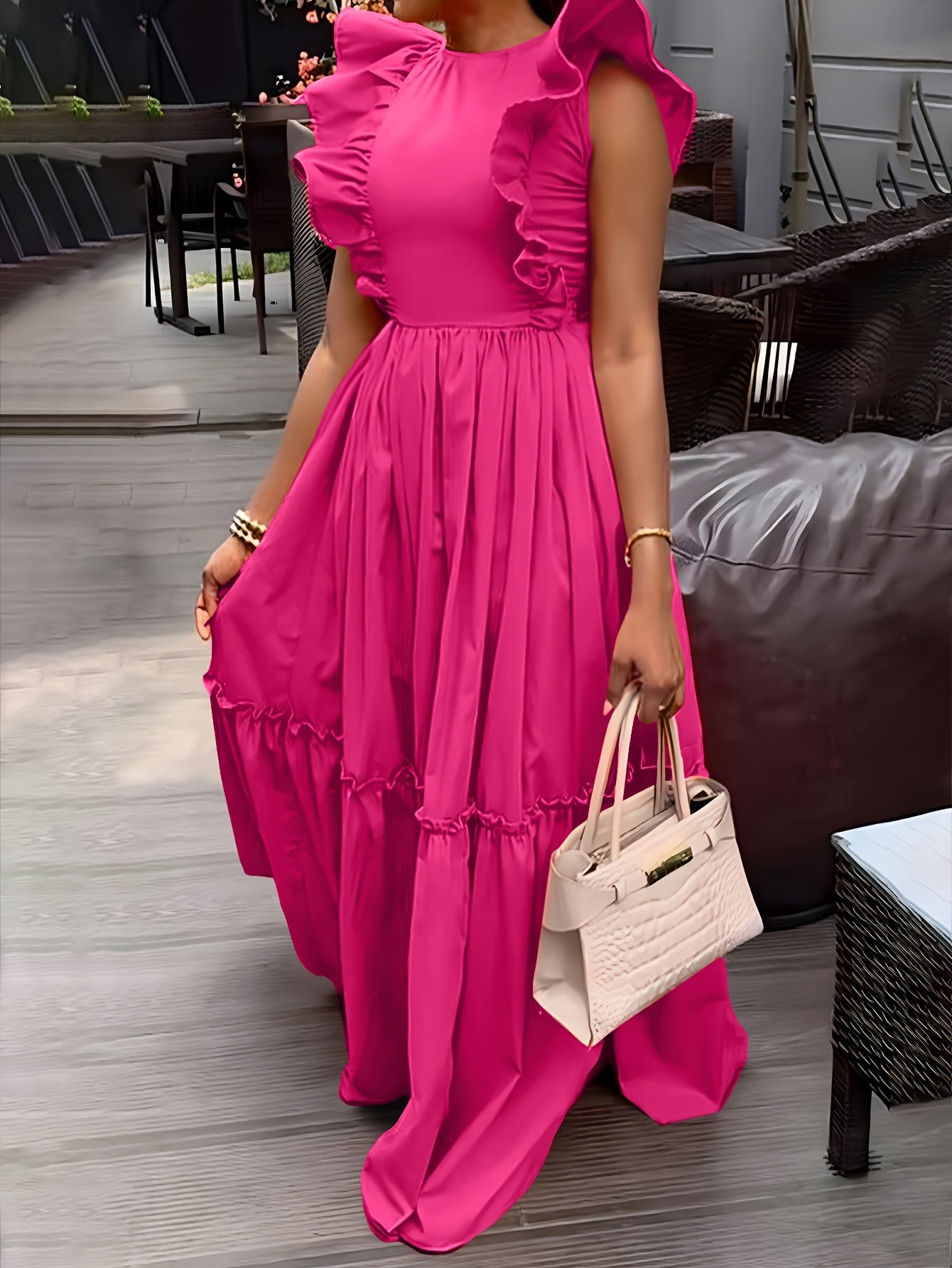 Fashionable Round Neck Waist-Hugging Dress