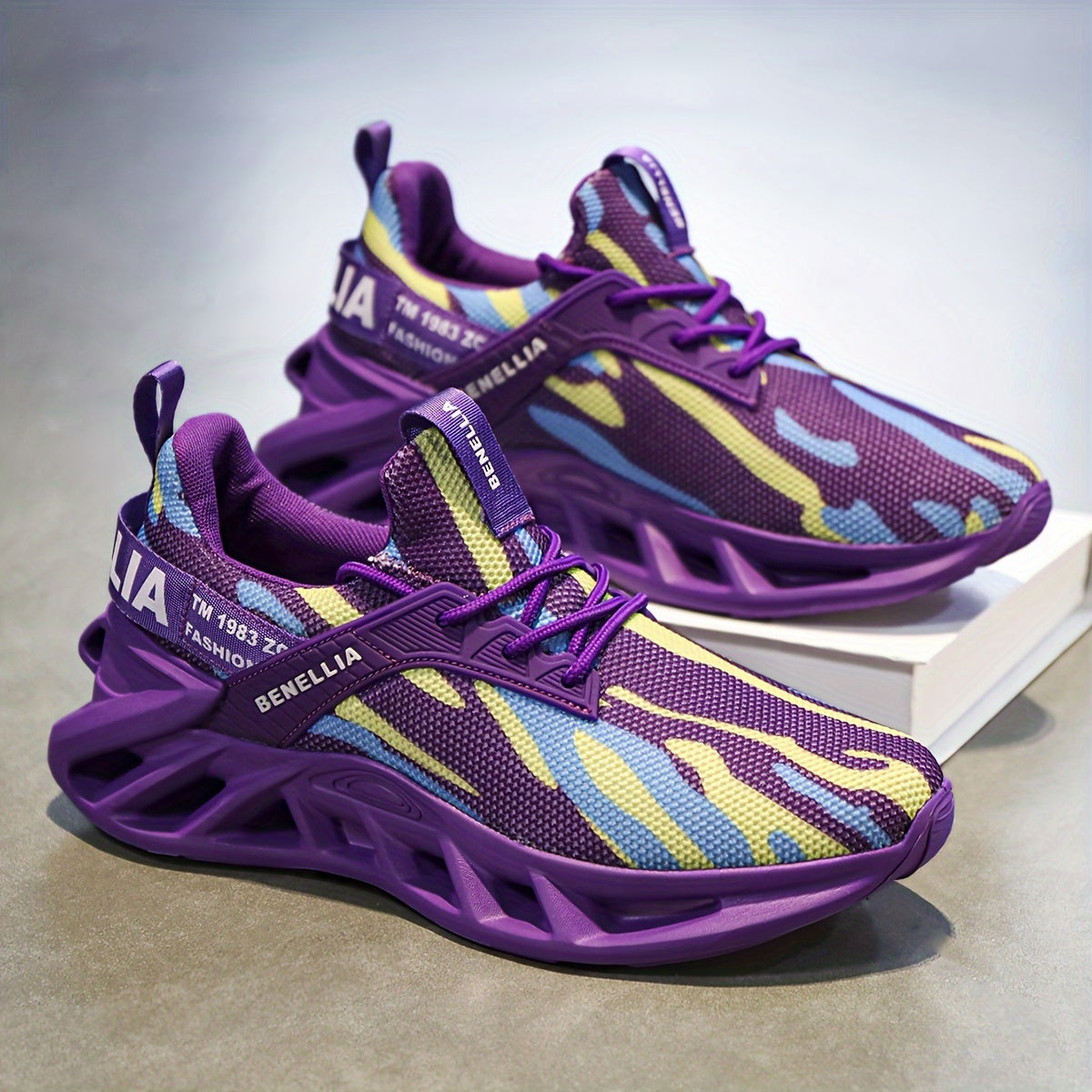 Casual Walking Shoes for Women, Breathable Mesh Tennis Sneakers, Stylish Athletic Footwear, Lightweight Lace-Up Running Shoes, And Flat Sole Workout Trainers Designed for Women