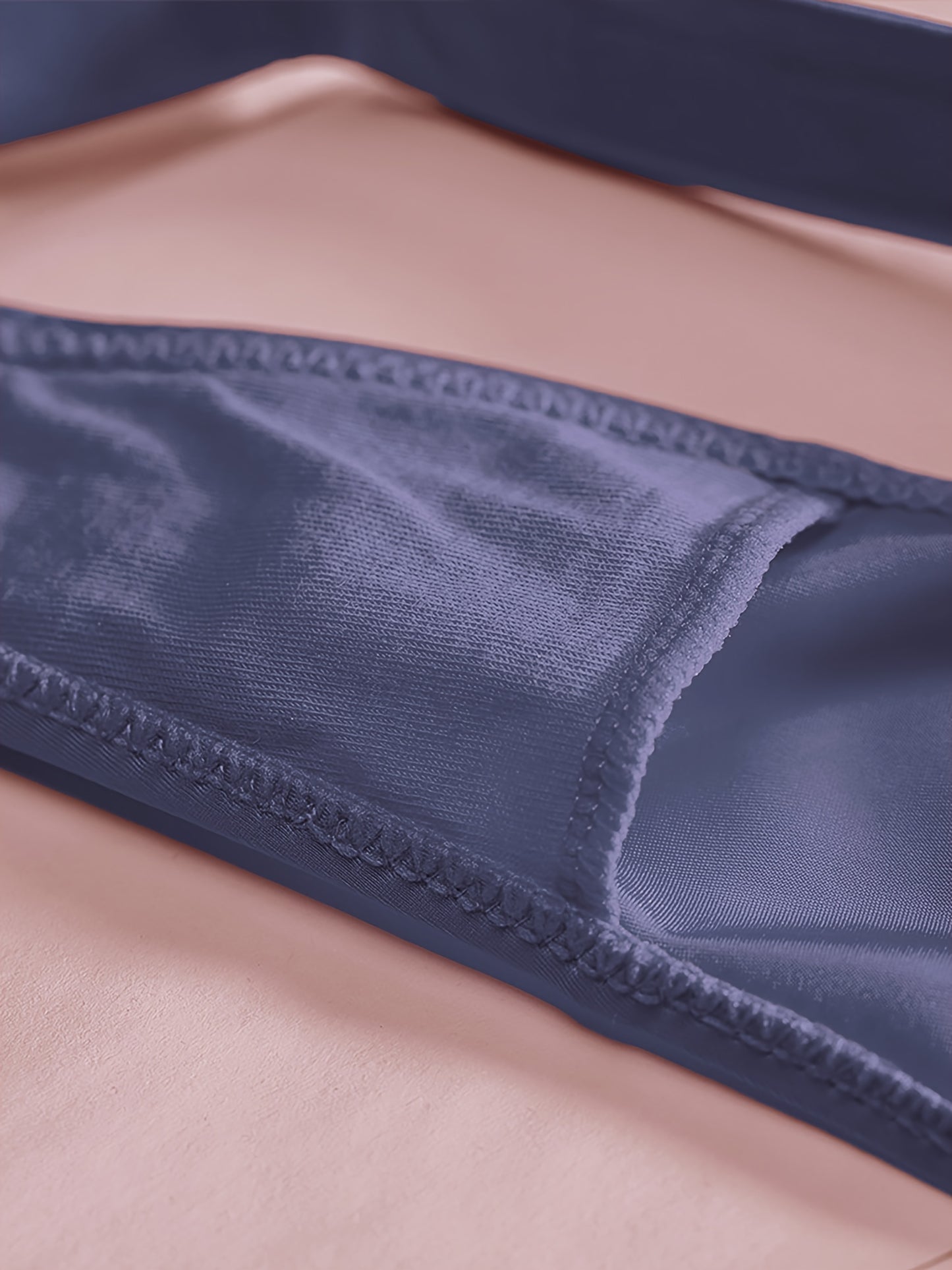 5pcs of Alluring Thongs for Women, Adorned with Rhinestones, Featuring a Low-Rise Design. These Soft And Breathable Panties Offer Comfort And Good Elasticity, Making Them Ideal for Everyday Wear, Sports