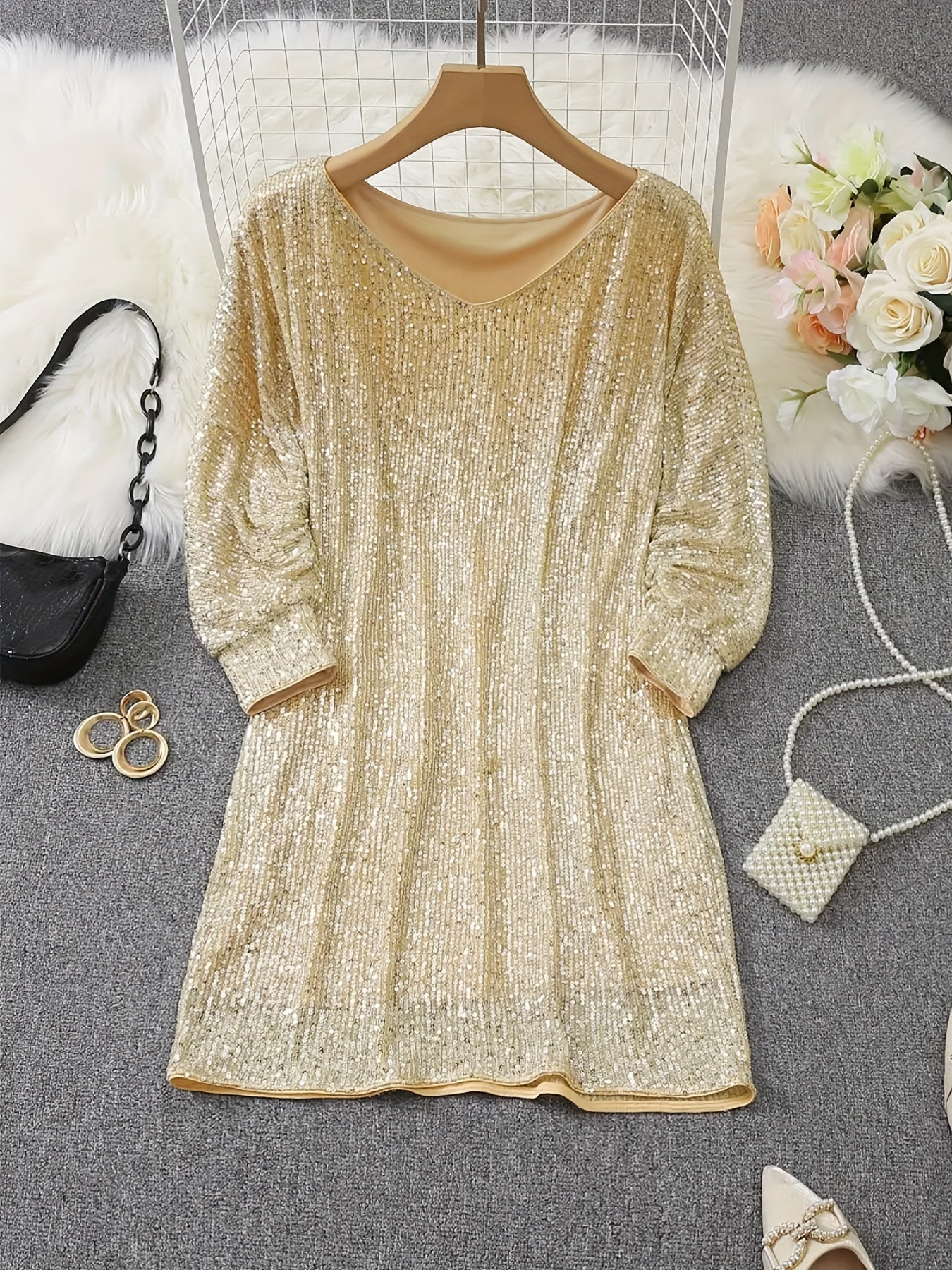 Vibrant Bodycon V-Neck Long Sleeve Sequin Dress - Shimmering Contrast Details, Mid-Elastic Fabric, Sexy Party Wear for Women - All-Season, No Sheer, Fabric Construction