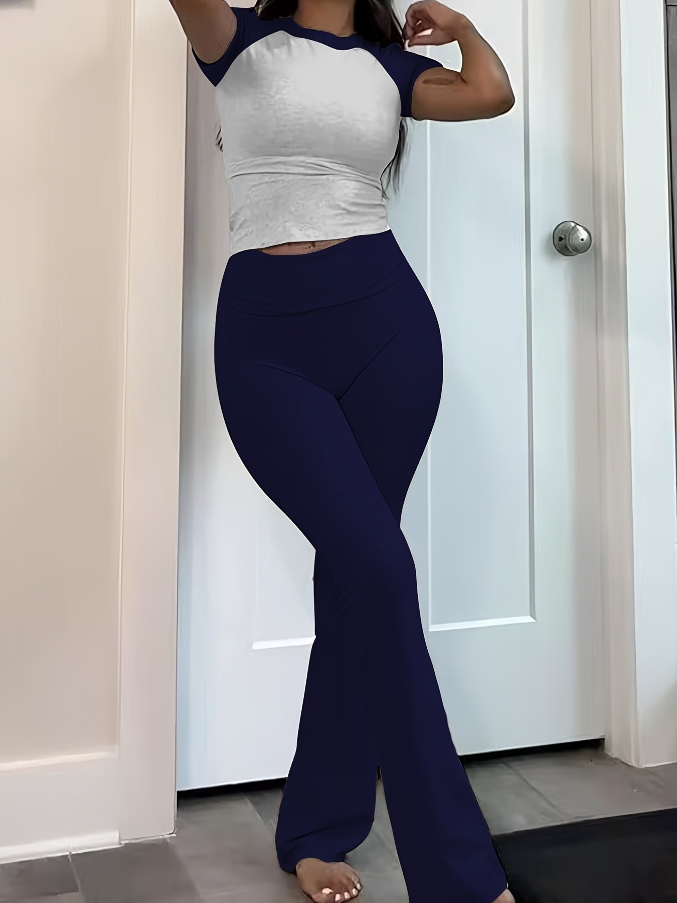 Casual Solid Color Slim Two-piece Pants Set, Short Sleeve Crew Neck T-shirt & Skinny Flared Leg Pants Outfits, Women'S Clothing