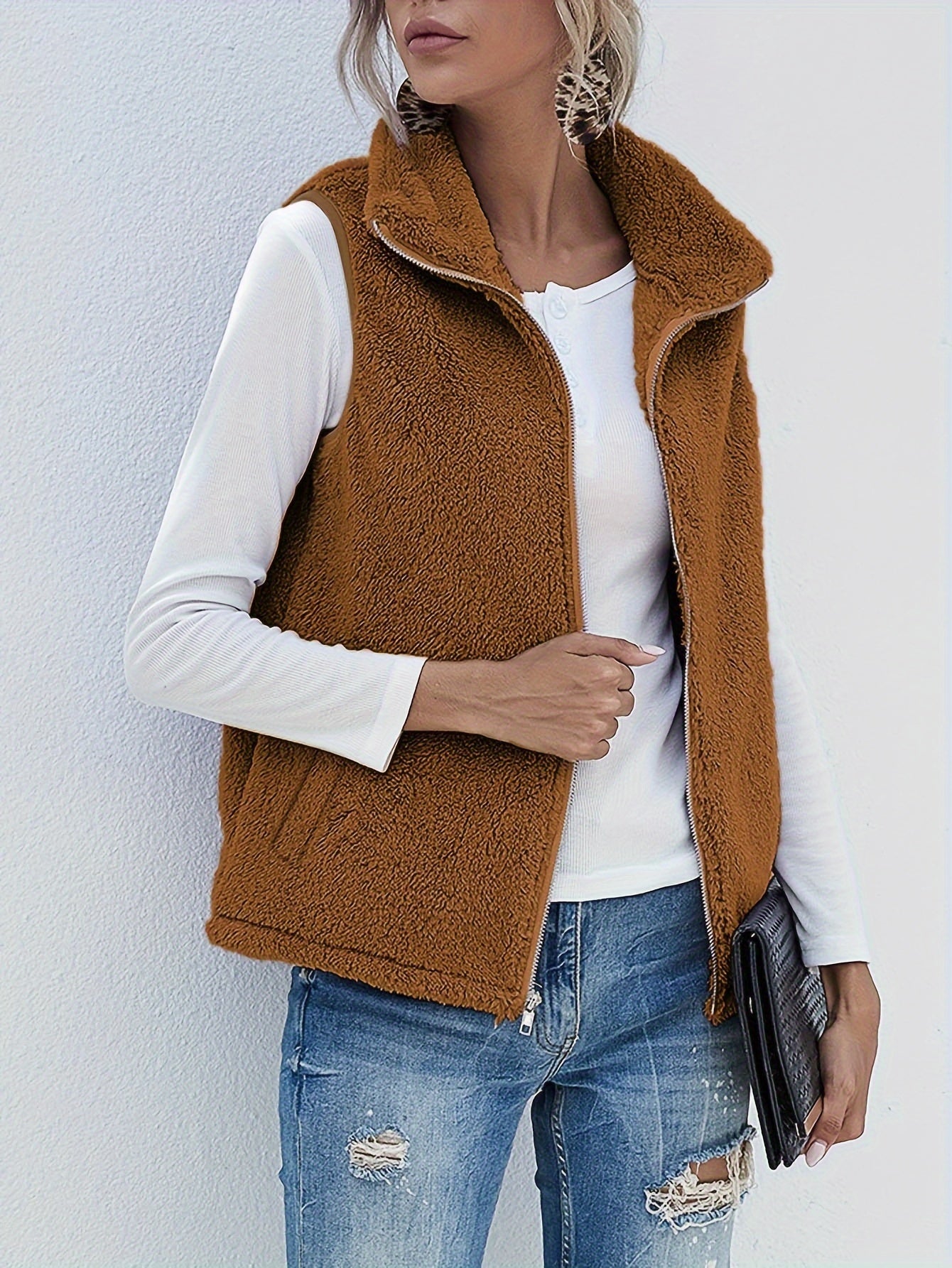 Lightweight Sleeveless Cardigan with a Zipper, Featuring Double-Sided Fleece, Perfect for Autumn And Winter, Complete with Pockets