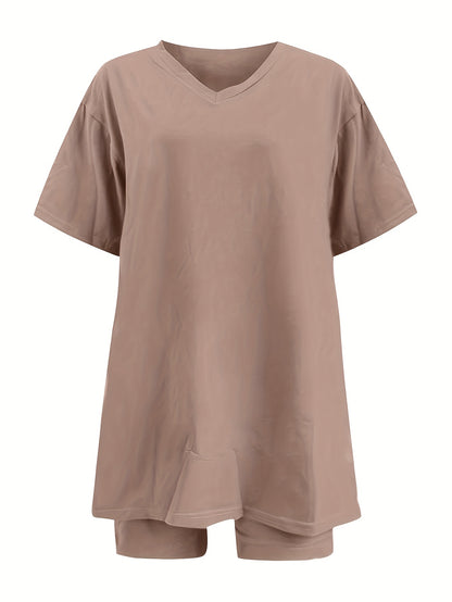 Two-Piece Outfit for Plus-Size Women Featuring a Casual V-Neck Short-Sleeve Top with Side Slits And Drawstring Leggings, Made from Comfortable, Ideal for Everyday Wear