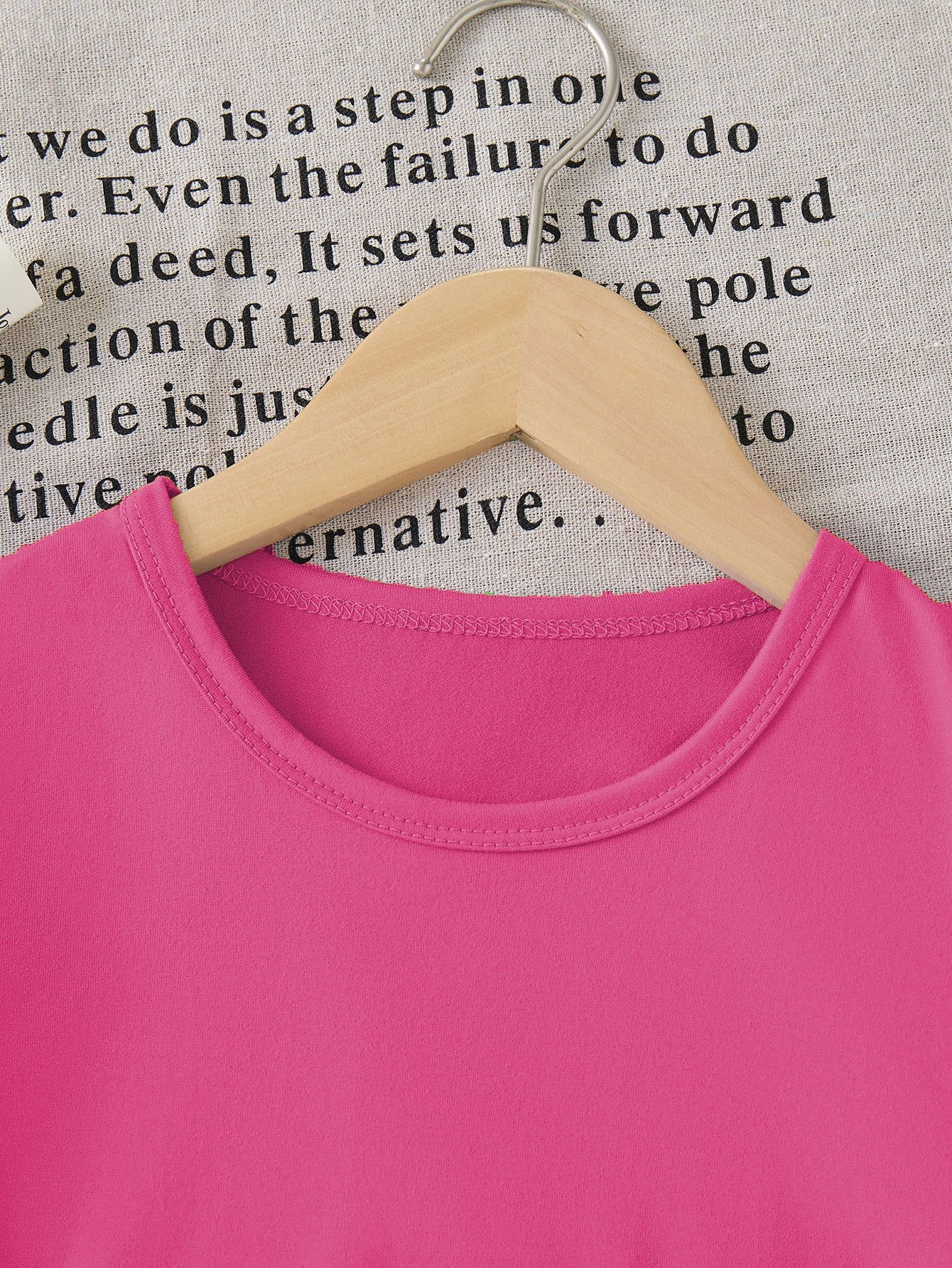 Fashion Girls' "SASSY SAURUS" Cartoon Letter Print Loose T-Shirt | Casual Summer Knit Top with Crew Neck, Slight Stretch Fabric, Regular Sleeves, Asymmetrical Hem - GOURD DOLL