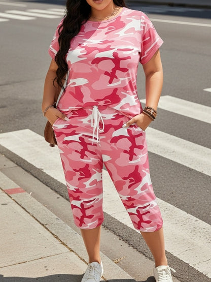 Plus Size - Plus Size - Women'S Plus Size Fashion: Camouflage Print T-Shirt with Round Neck And Cropped Pants Set, Casual Two-Piece Outfit