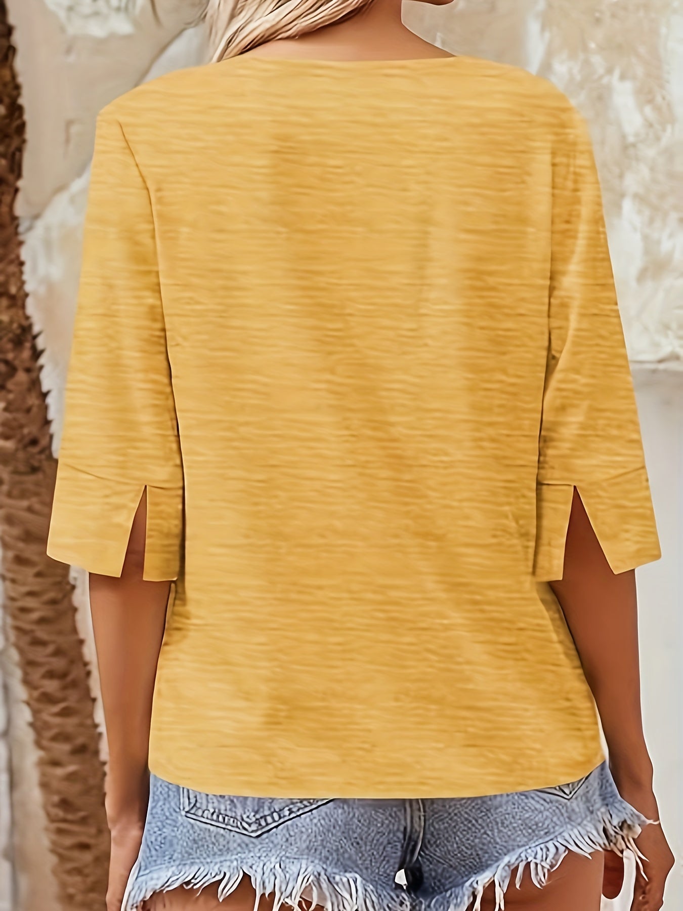 Women's V-neck Half Sleeve Loose Basic T-shirt