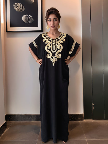 Middle Eastern Kaftan Dress for Women - Classic Robe Featuring Short Sleeves And a Round Neck, This Short Dress Is Ideal for Year-Round Use, Machine Washable Cultural Garment for Muslim Women, Perfect for Hajj, Eid, Weddings, And Everyday Modesty