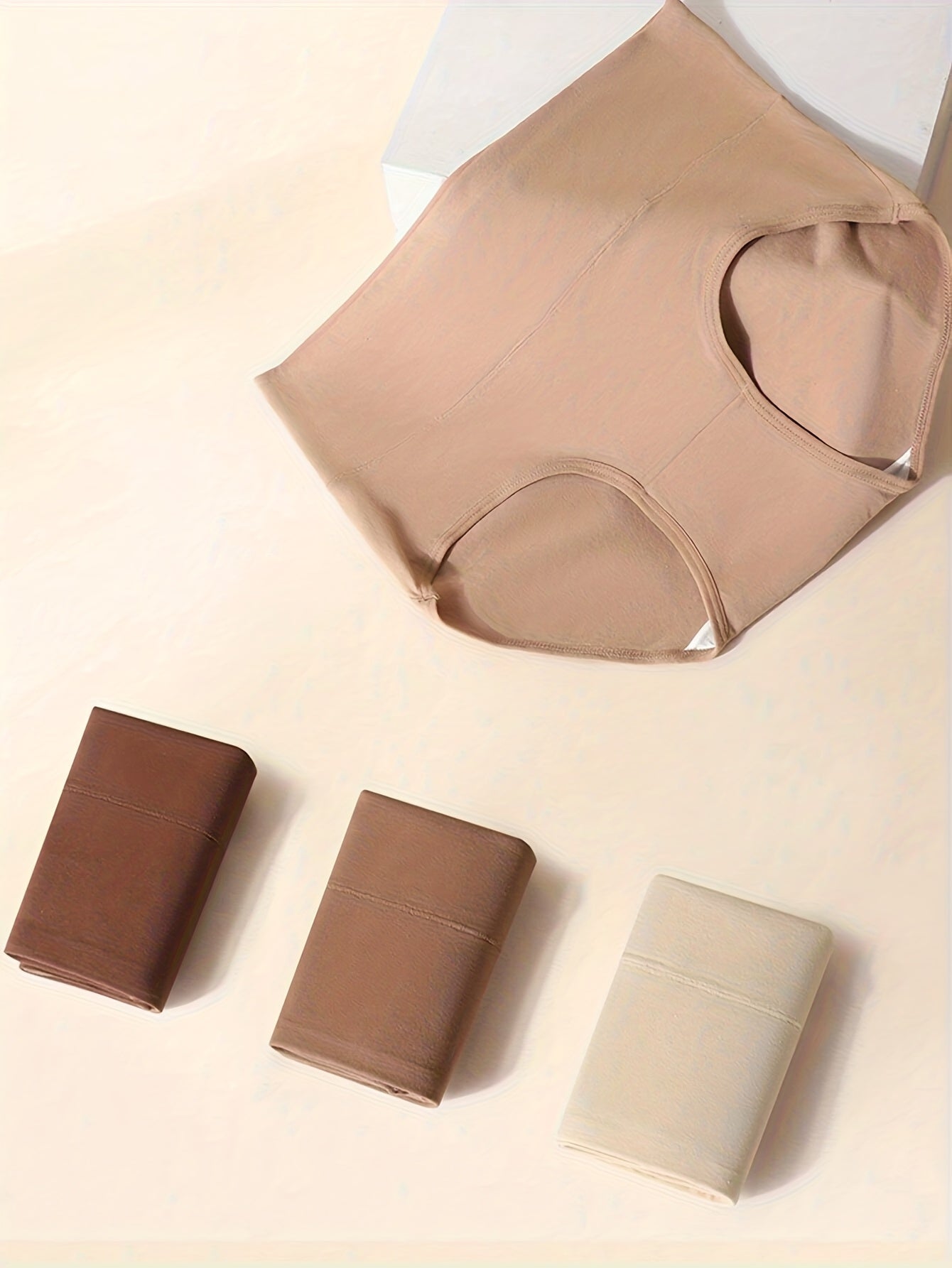 4pcs Fashionable Maillard Solid Color Underwear Pure Soft Light -Friendly Breathable Briefs Mid-Waist Women'S Underwear