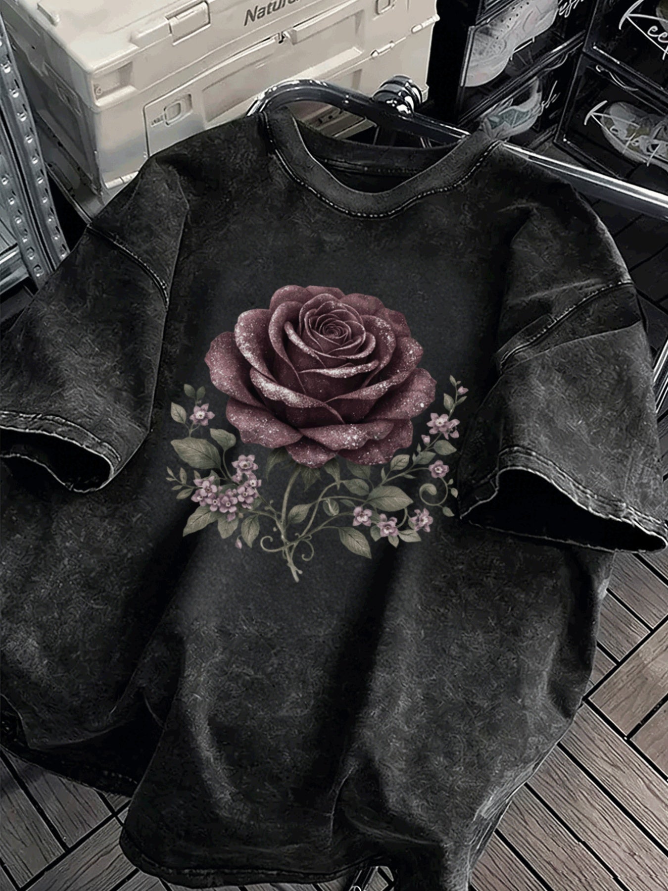 Skull Rose, Dark Gothic Print (2D) Large Men's T-shirt - Bold Declaration of Men's Personality, Humorous and Fun Graphic Design, Fashion Trend Large Men's T-shirt, Large Men's Casual Sports Shirt, PLUS SIZE