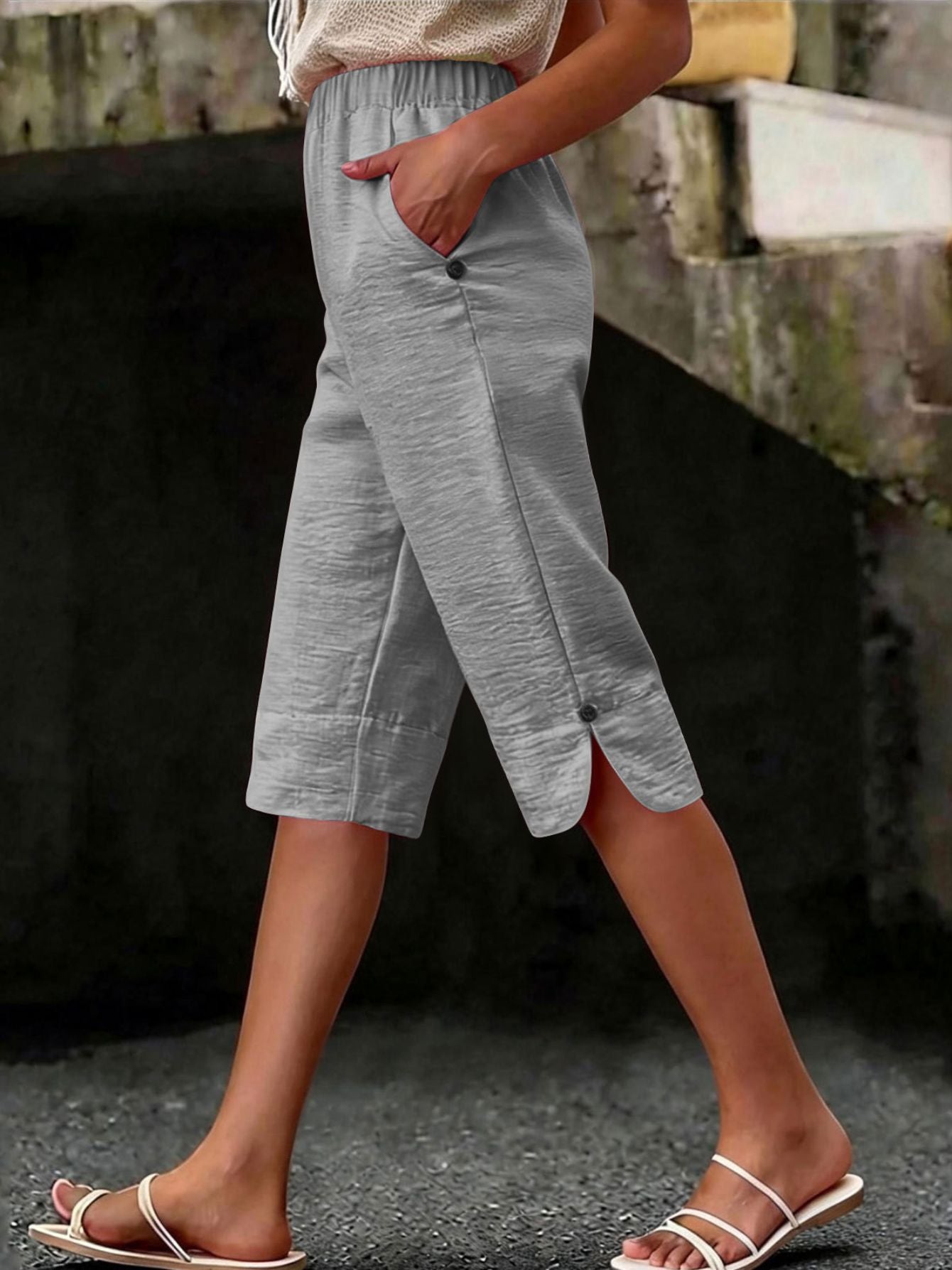 ZOELNIC Women'S Elastic Waist Wide-Leg Capri Pants with Decorative Button Detail - Side Pockets Relaxed Fit Casual Summer Beach Trousers