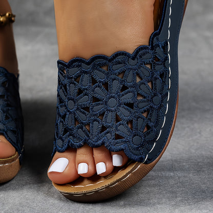 [Wedge Sandals] New Women's Wedge Sandals, Elegant And Fashionable Hollow-Out Floral Lightweight Comfortable Slippers, Comfortable To Wear, Stylish And Convenient, The First Choice For Going Out, Essential For Gifting, Women Shoes