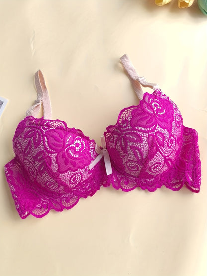 High-Quality French Lace Sexy Women'S Bra And Thong Panty Set with Exquisite Deep V Neckline