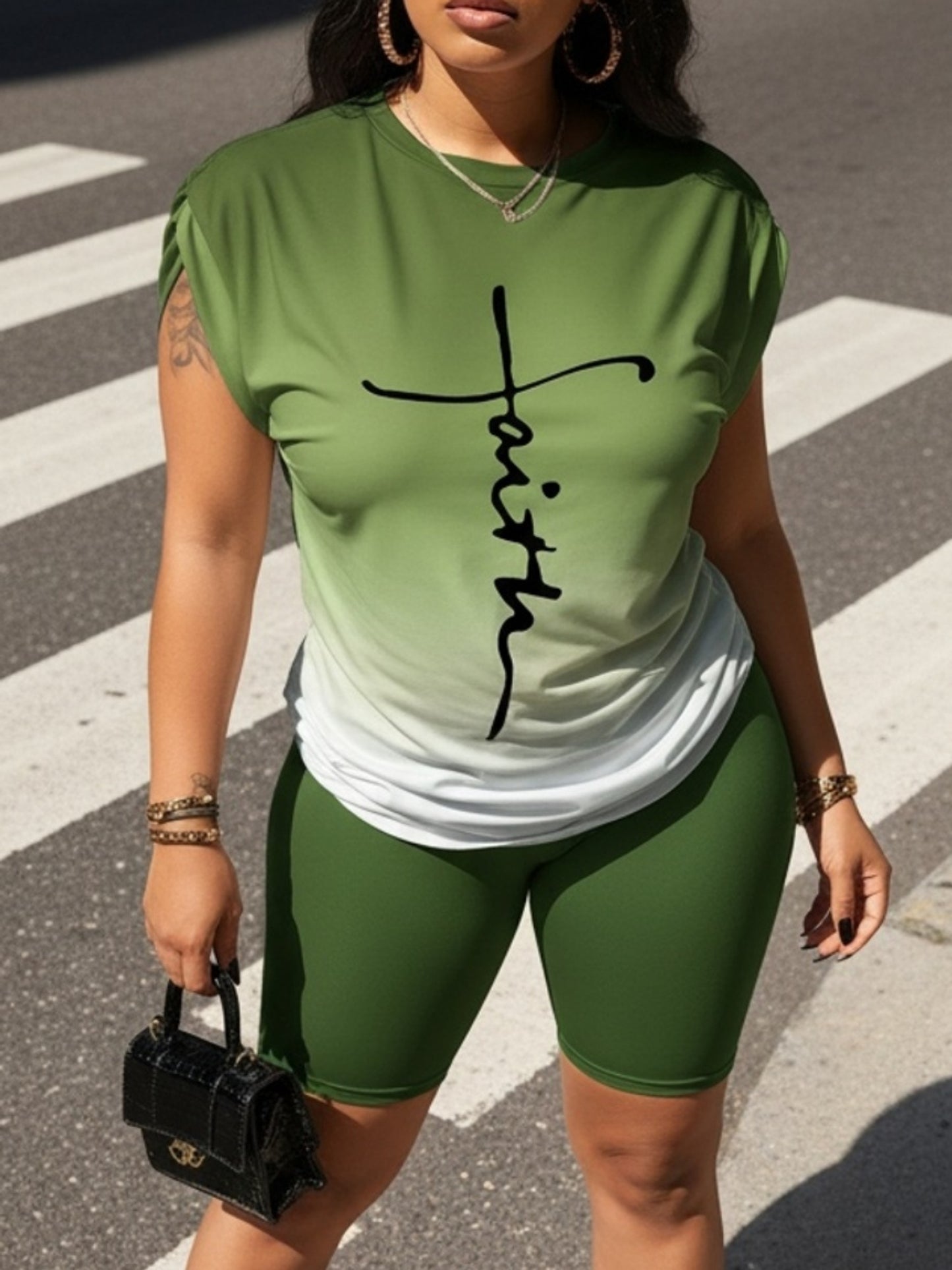 2pcs Plus Size Cross Printed Gradient Set, Women's Fashion Casual Short Sleeve Round Neck Top, Motorcycle Shorts Plus Size Set