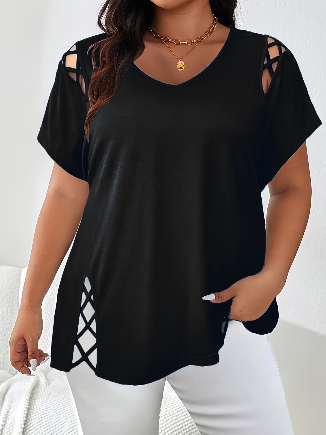 Plus Size Women'S Loose-Fitting Short-Sleeve V-Neck Tee - Stylish V-Neck Style Featuring Open Cross Elements. Perfect for Both Casual And Formal Settings During Spring And Summer, Making It Great for Everyday Wear And Special Events