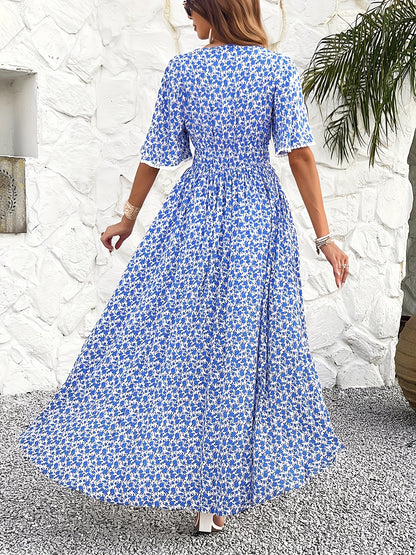 Women's V-neckline Is Elegantly Printed, And The Atmosphere Is Tasseled Dress